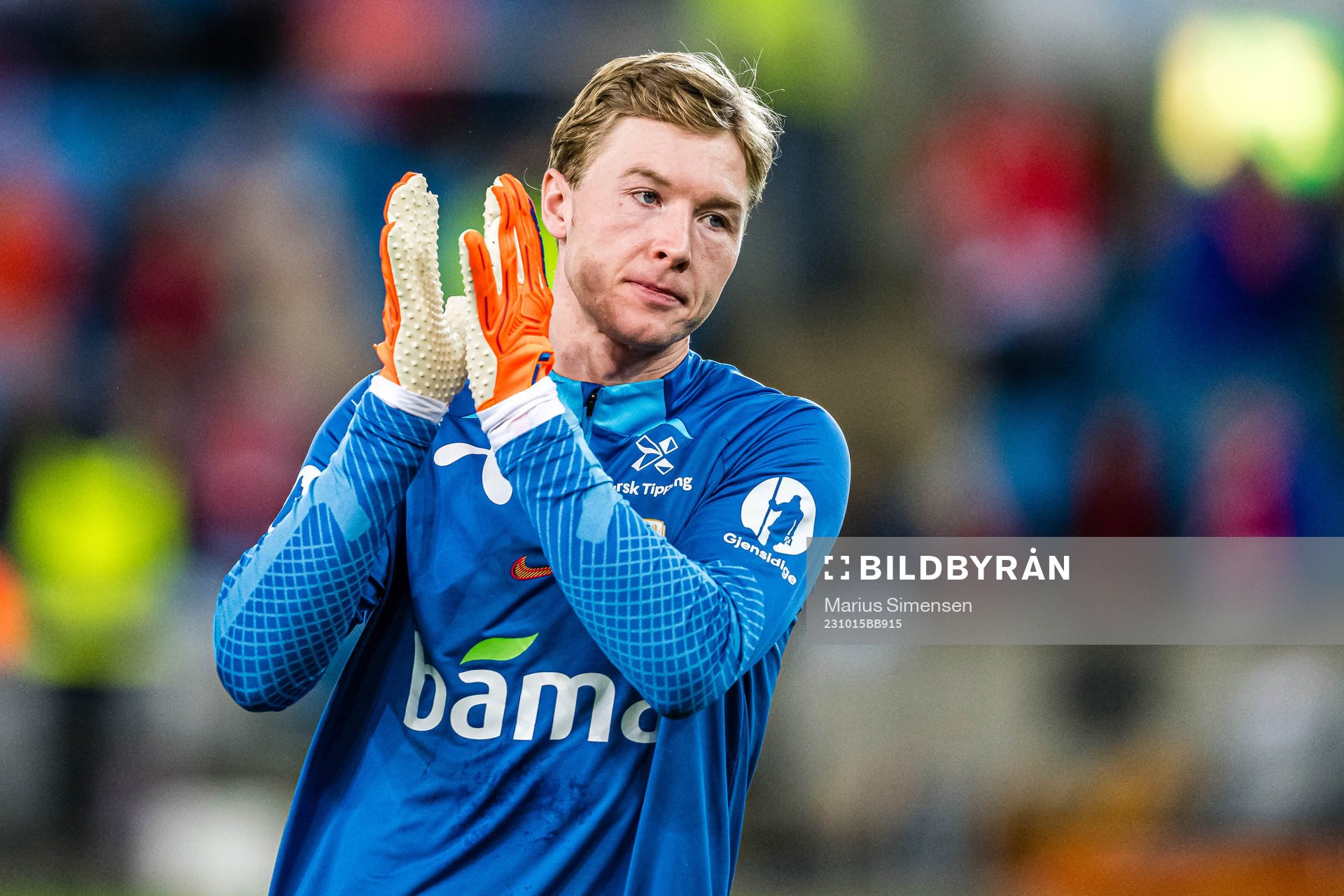 Mathias Dyngeland of Norway warms up