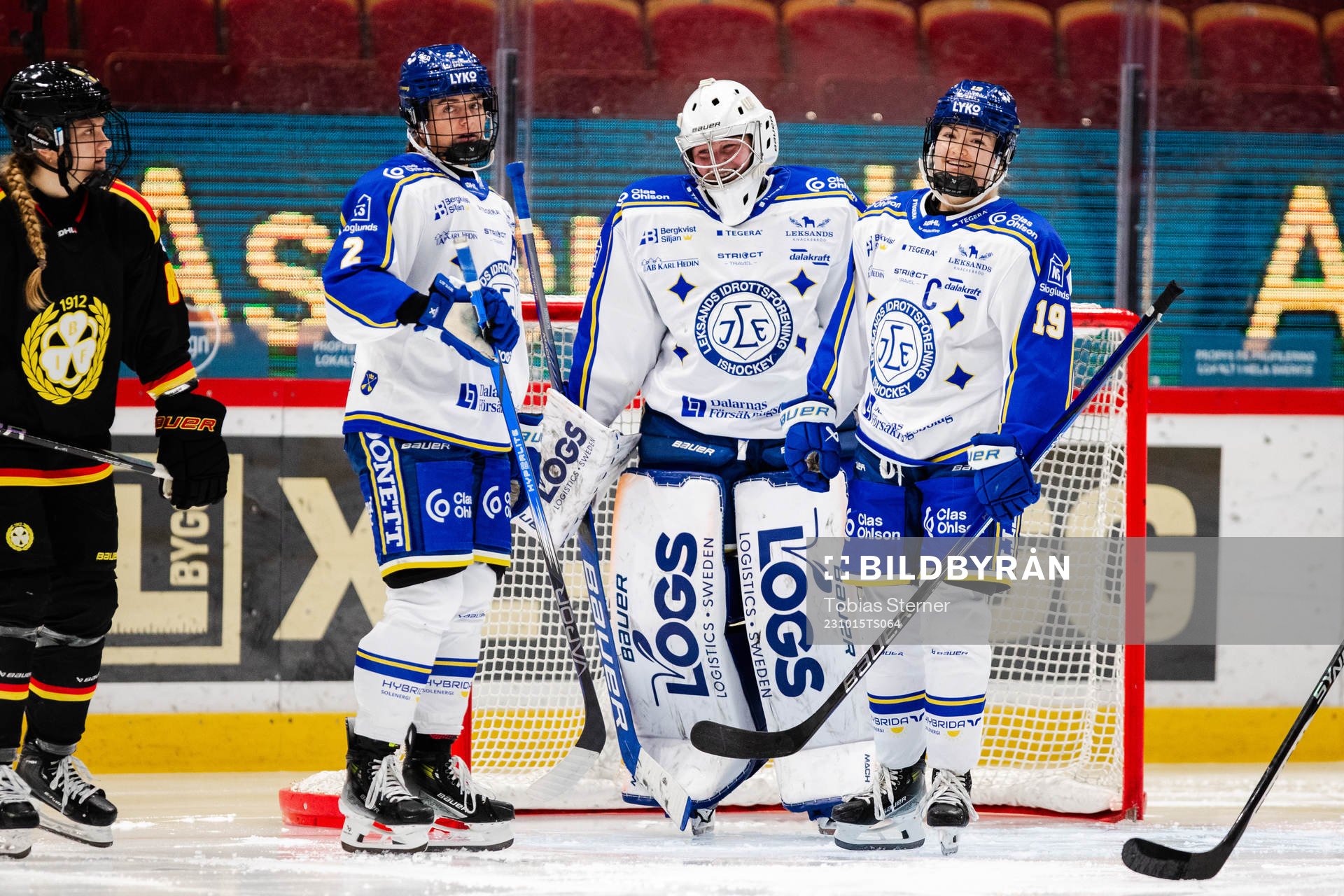 Leksands Taylor Leech, målvakt Ellen Jonsson och Anna