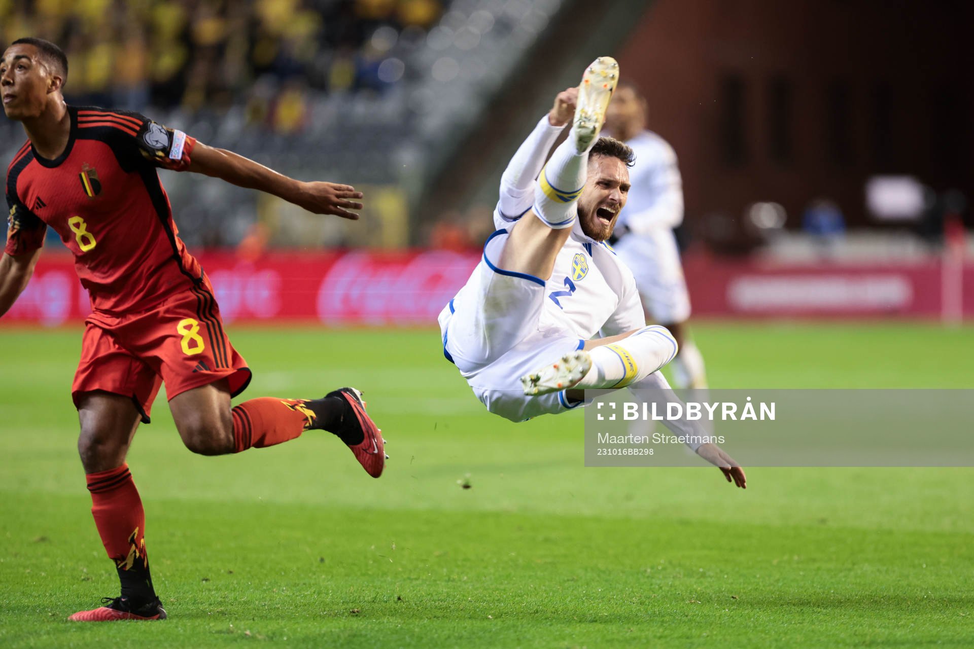 Youri Tielemans of Belgium battles for the ball with Linus