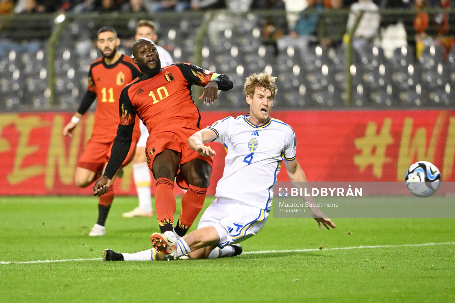 Romelu Lukaku of Belgium battles for the ball with Filip