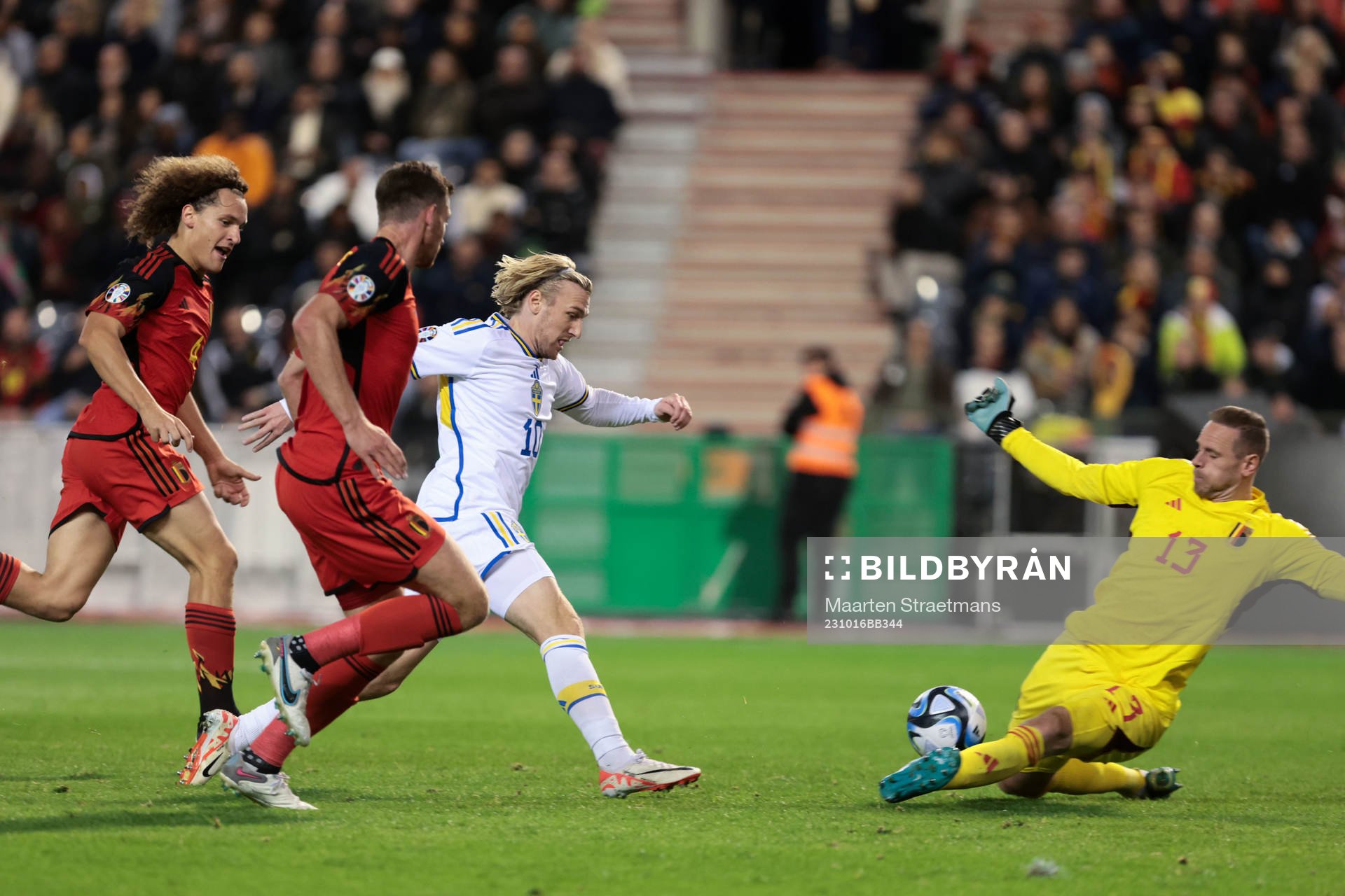 Emil Forsberg of Sweden attempts to make a goal