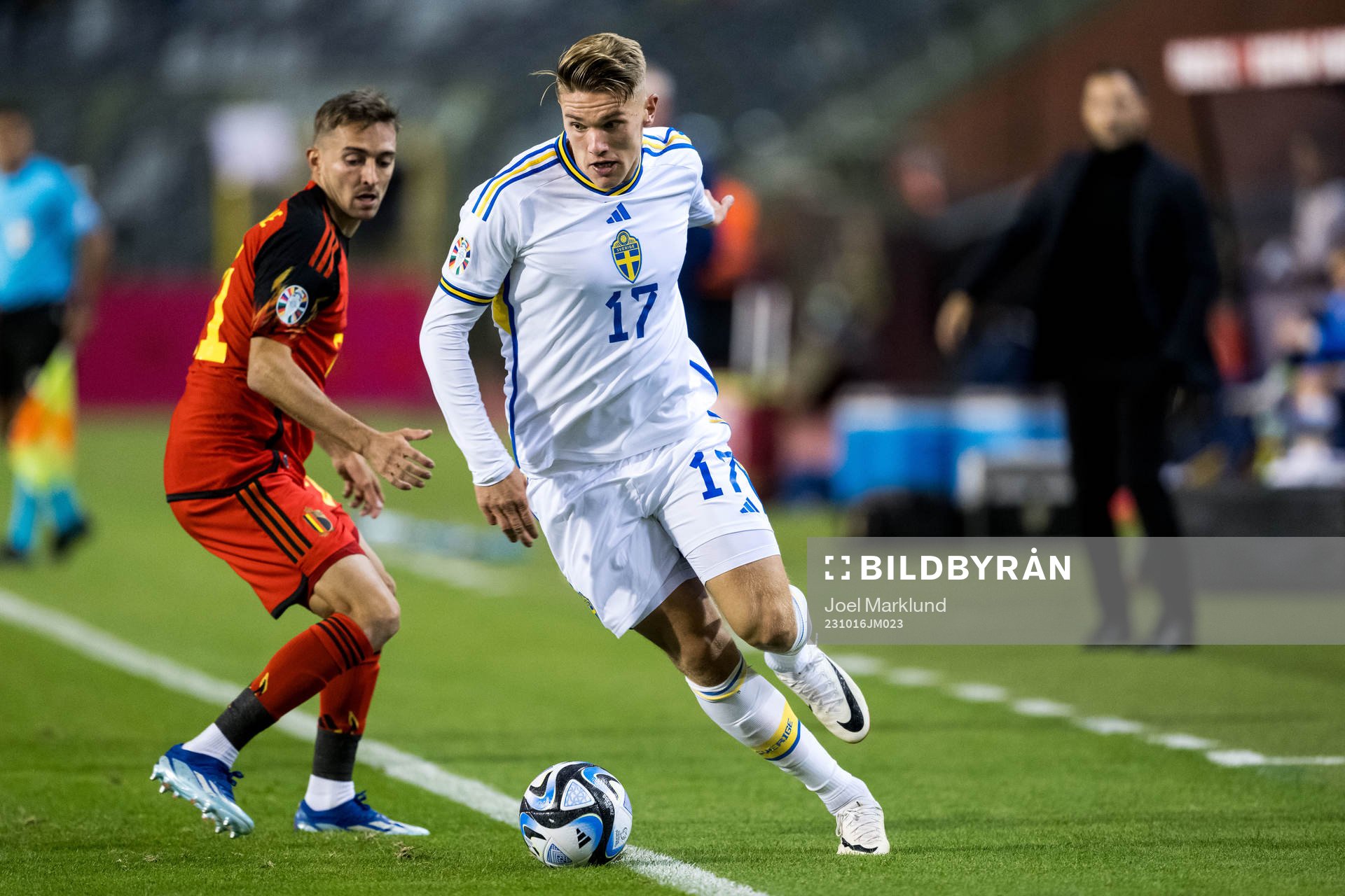 Timothy Castagne of Belgium and Viktor Gyökeres of Sweden