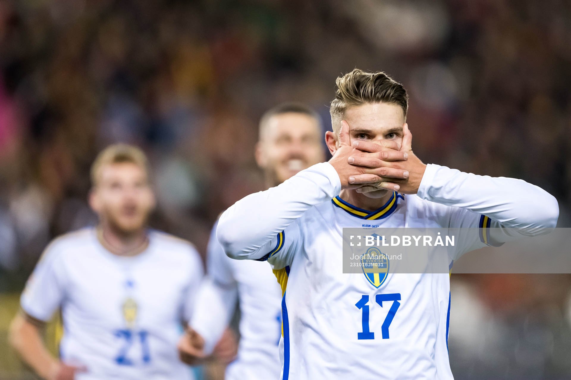 Viktor Gyökeres of Sweden celebrates scoring 0-1