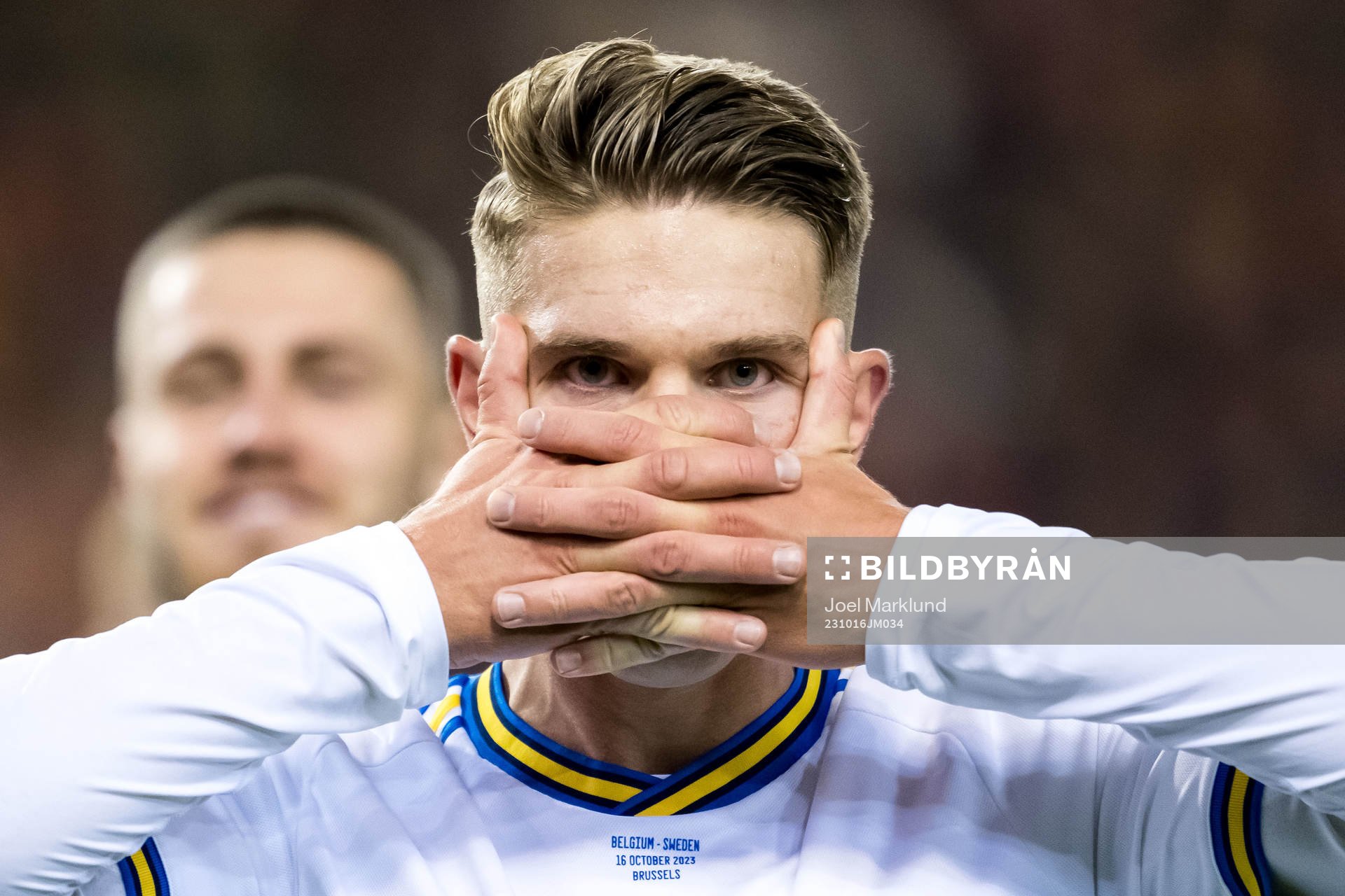 Viktor Gyökeres of Sweden celebrates scoring 0-1