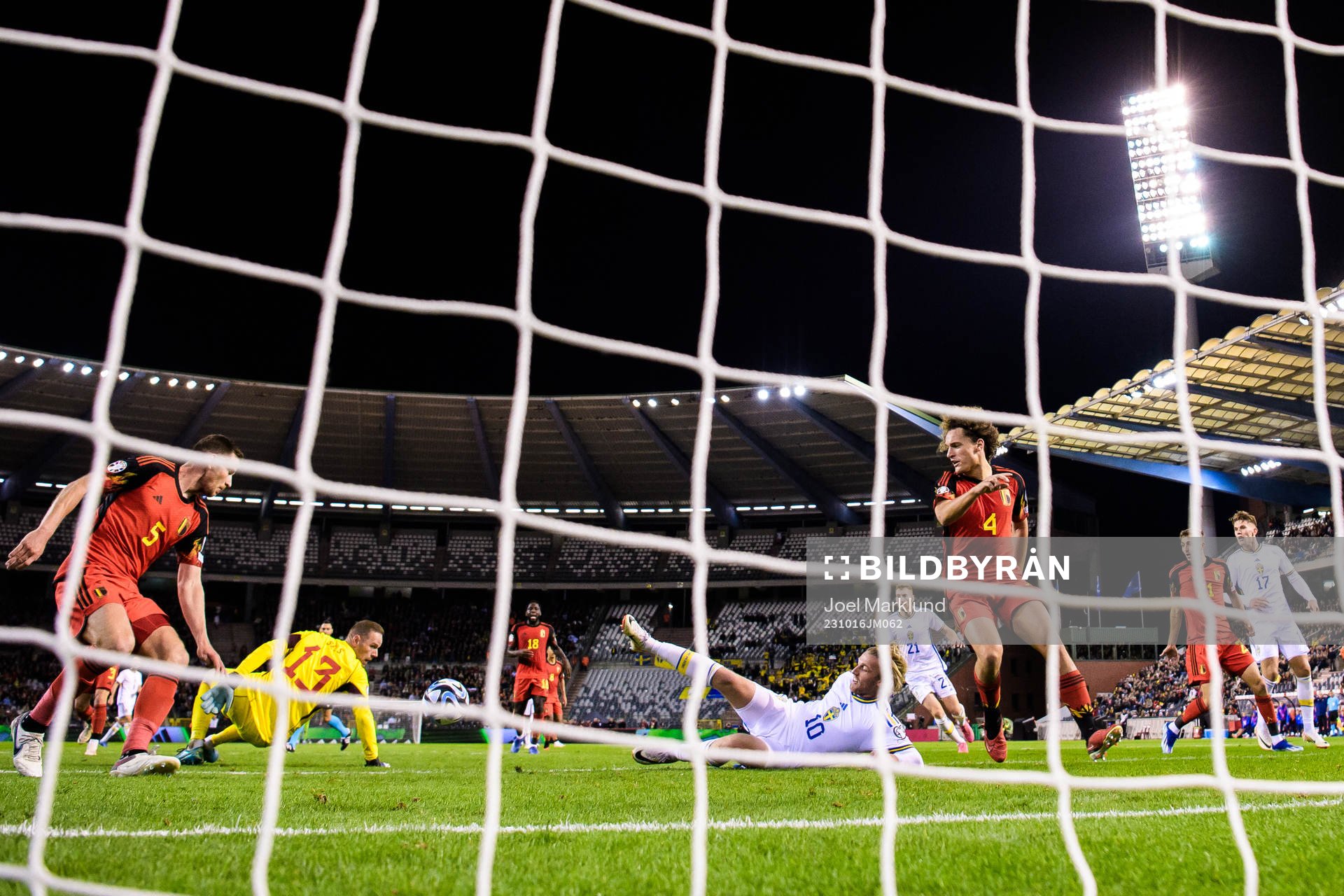 Jan Vertonghen, goalkeeper Matz Sels and Wout Faes of