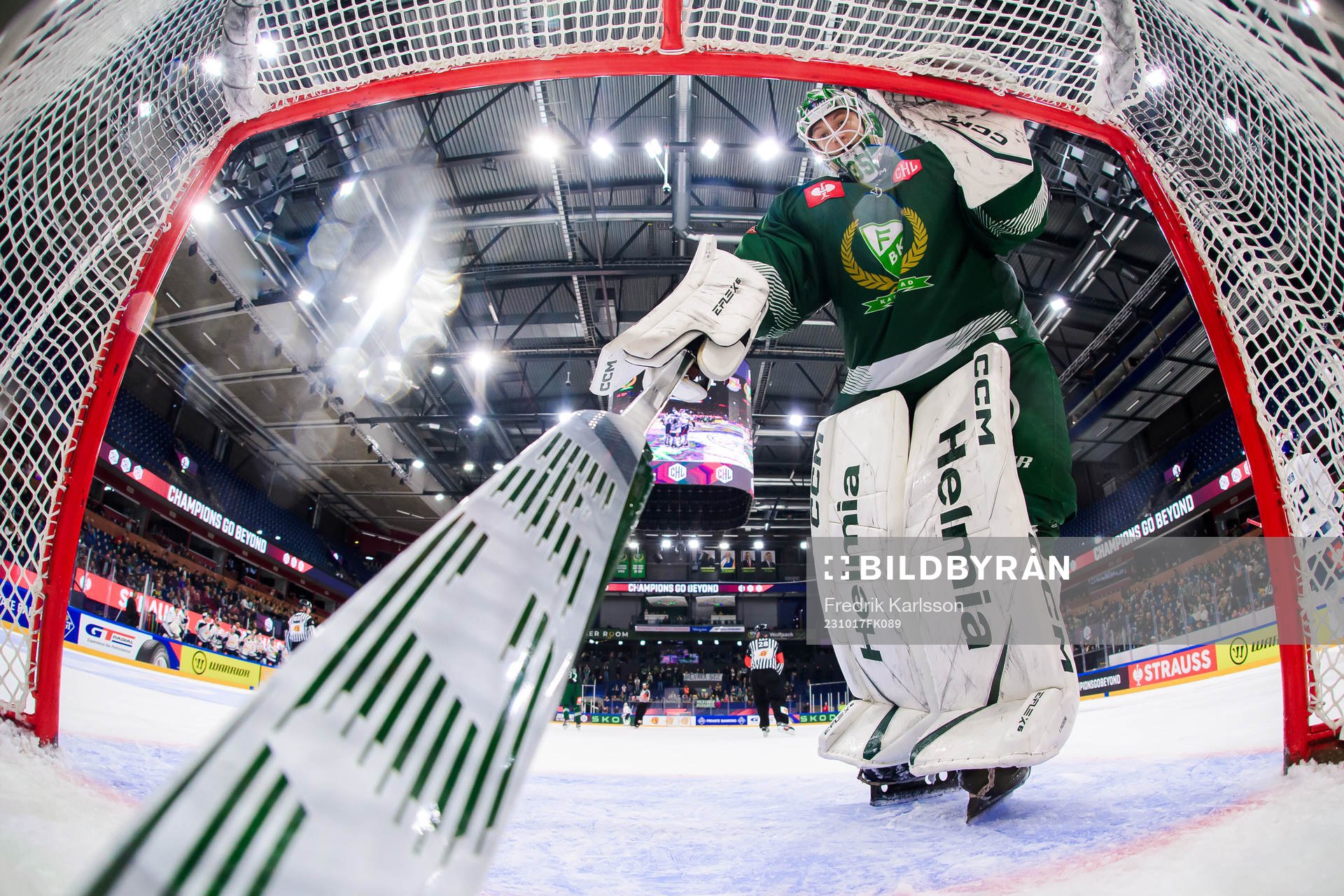 goalkeeper Carl Lindbom of Färjestad