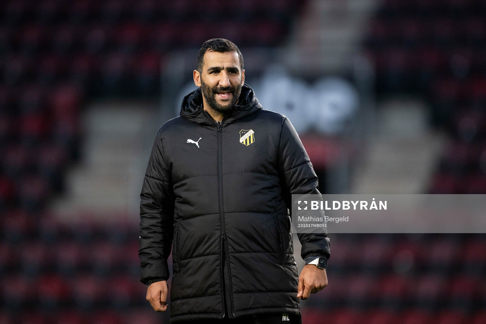 Head coach Mak Lind