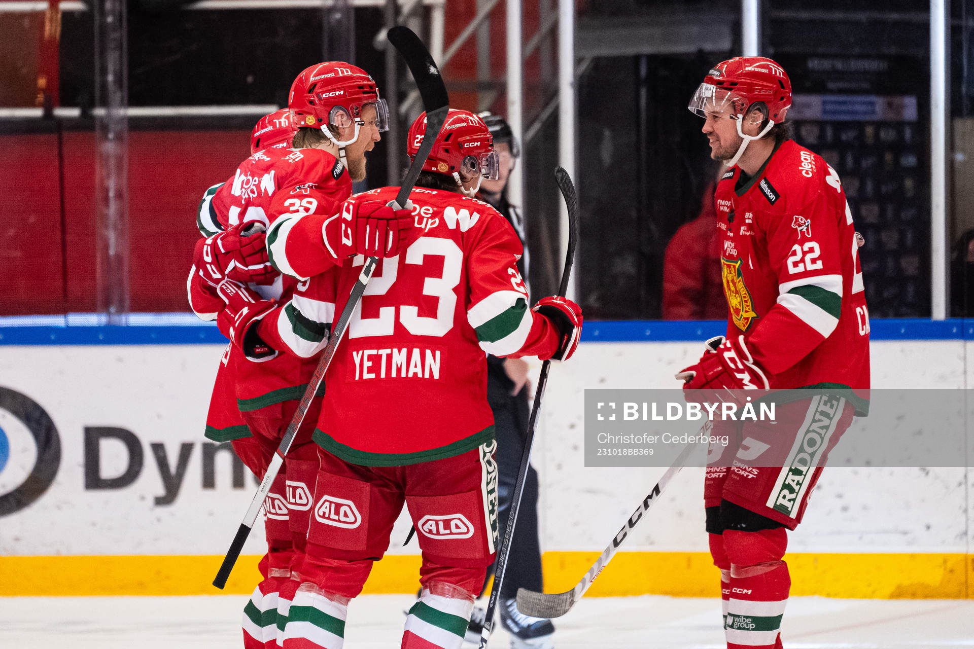 Moras Kristoffer Gunnarsson och Måns Carlsson jublar