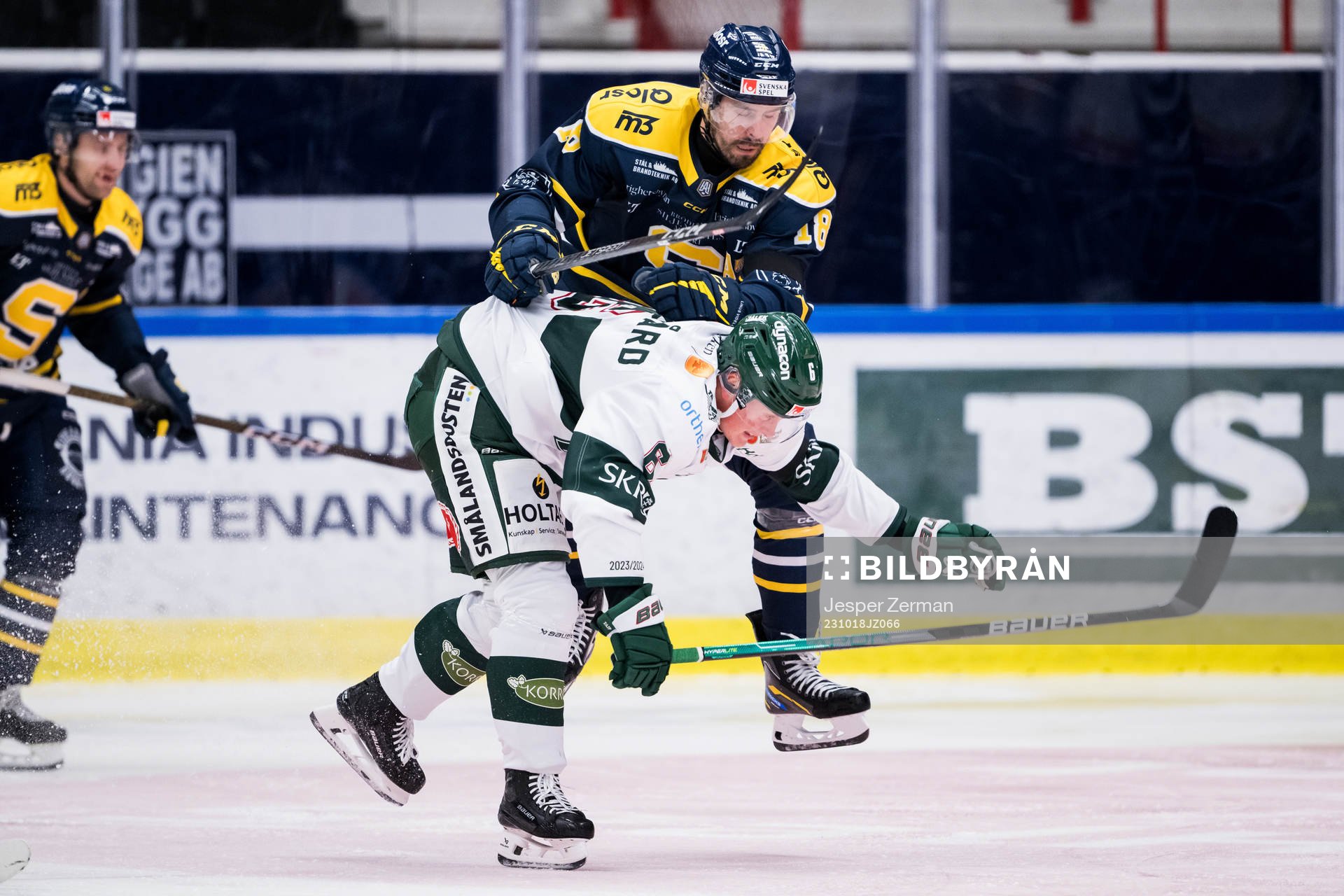 Tingsryds Jacob Lundegård och Södertäljes Linus Videll