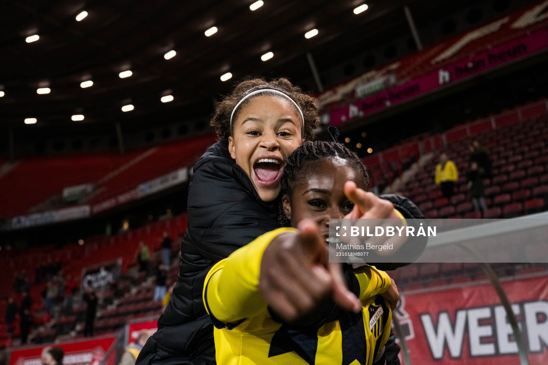 Felicia Schröder and Monica Jusu Bah of Häcken celebrate
