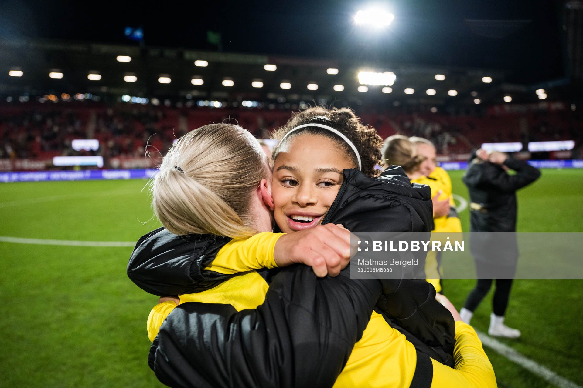 Felicia Schröder of Häcken celebrates