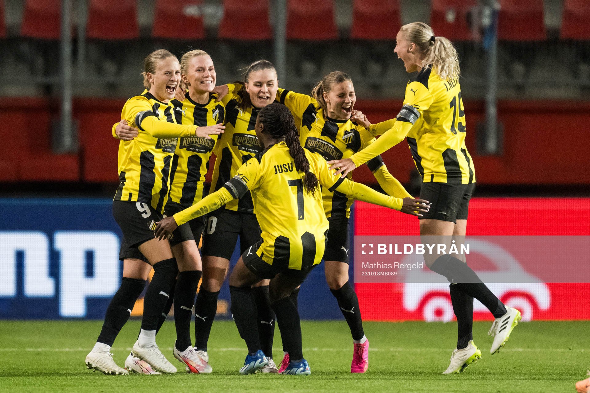 Players of Häcken celebrate