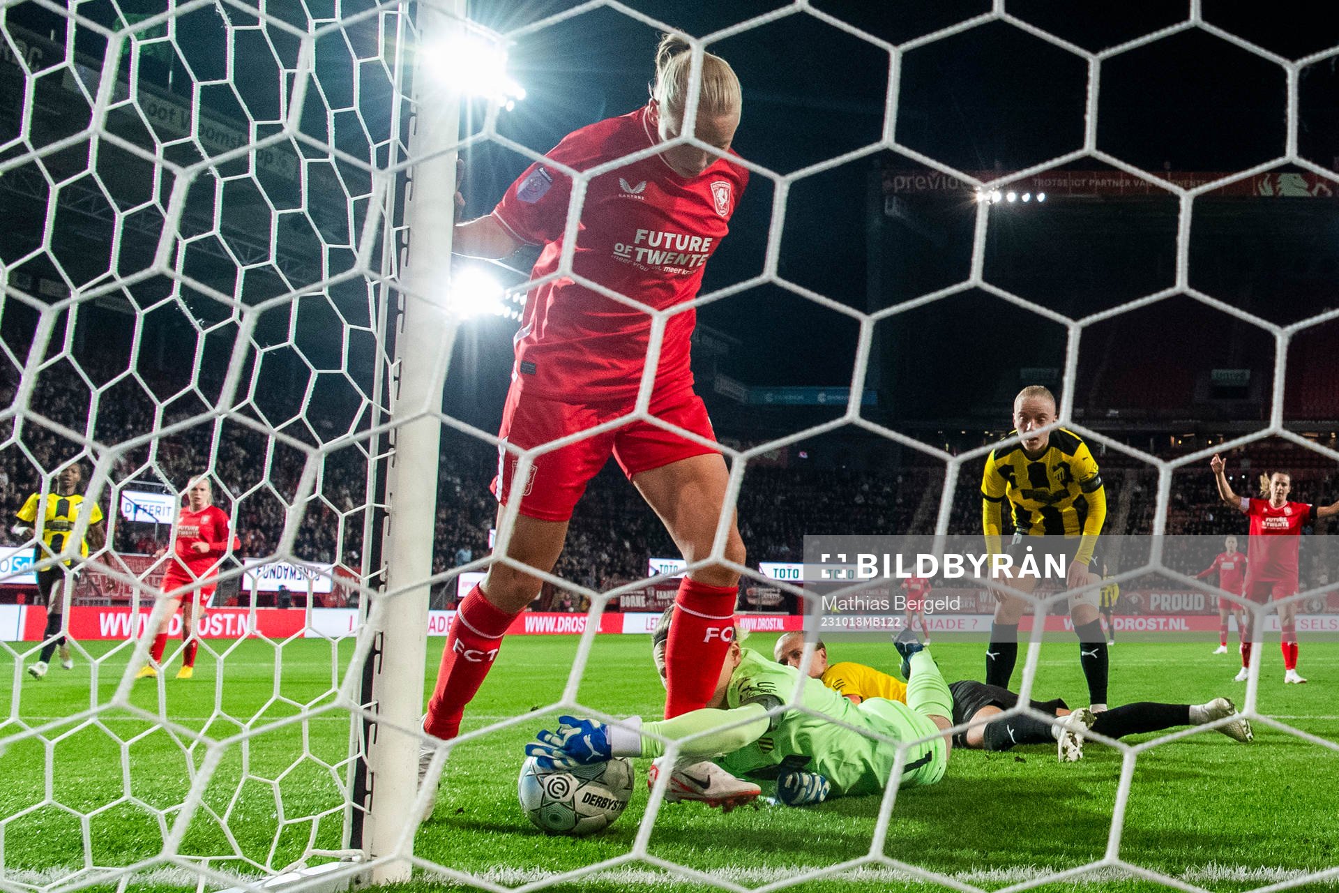 Goalkeeper Jennifer Falk of Häcken competes for the ball