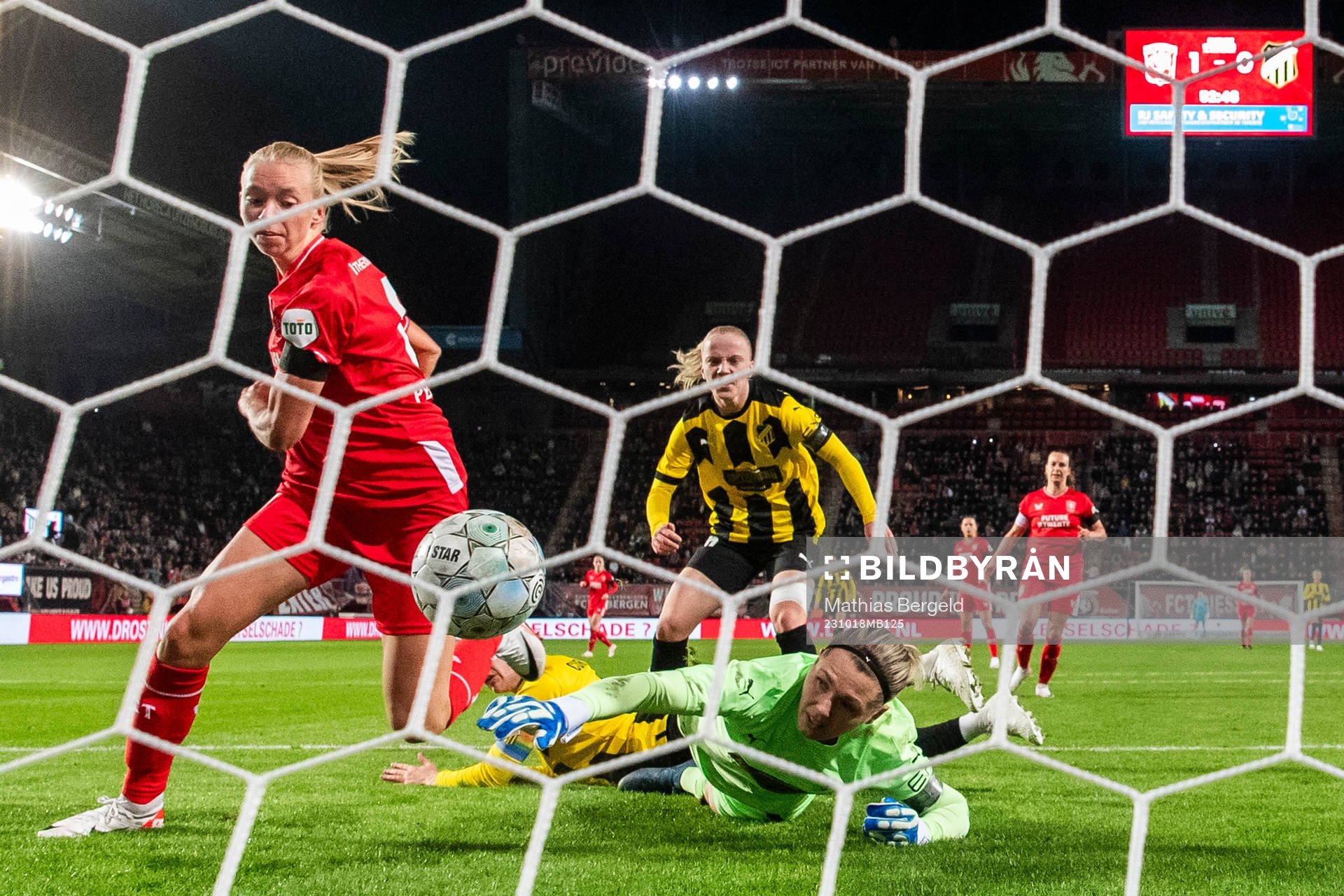 Goalkeeper Jennifer Falk of Häcken competes for the ball