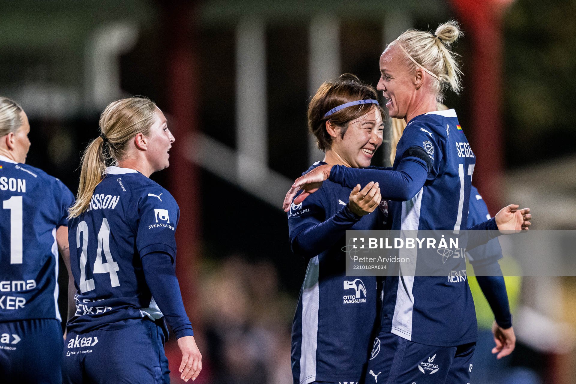 Mai Kadowaki, Caroline Seger, and Mai Kadowaki of