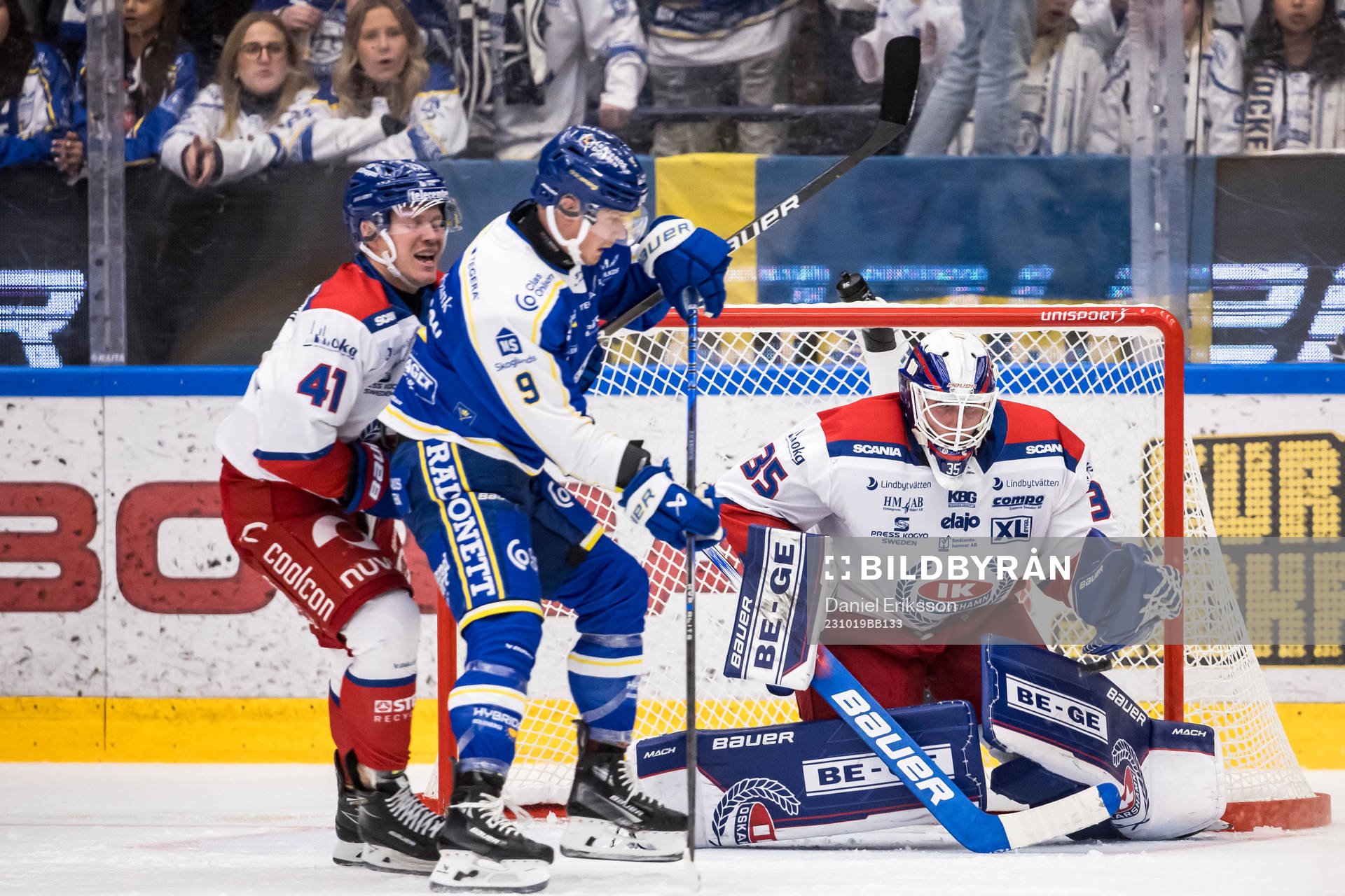 Oskarshamns Johan Johnsson och målvakt Emil Kruse