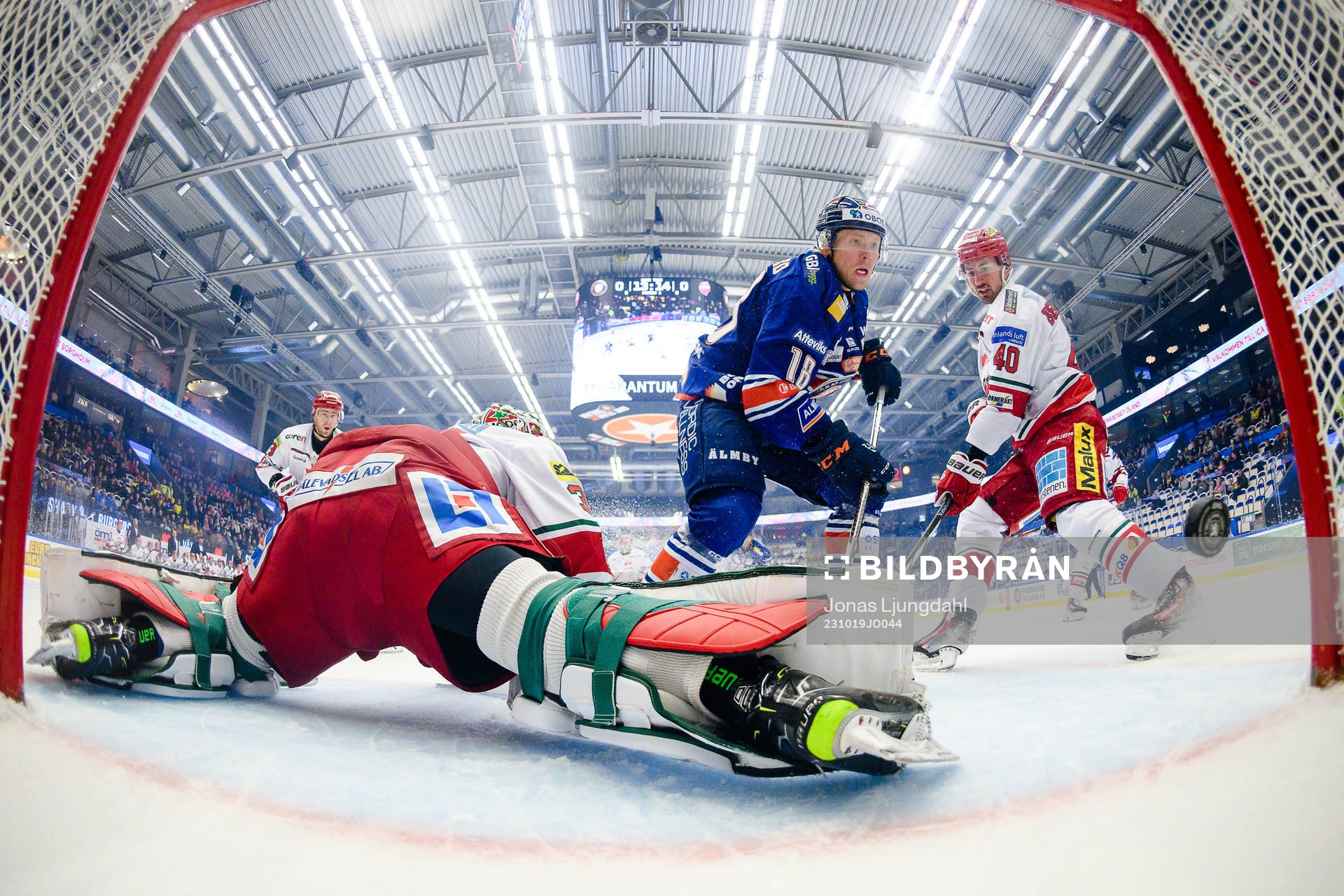 Växjös Marcus Sylvegård gör mål 1-0 bakom MoDos