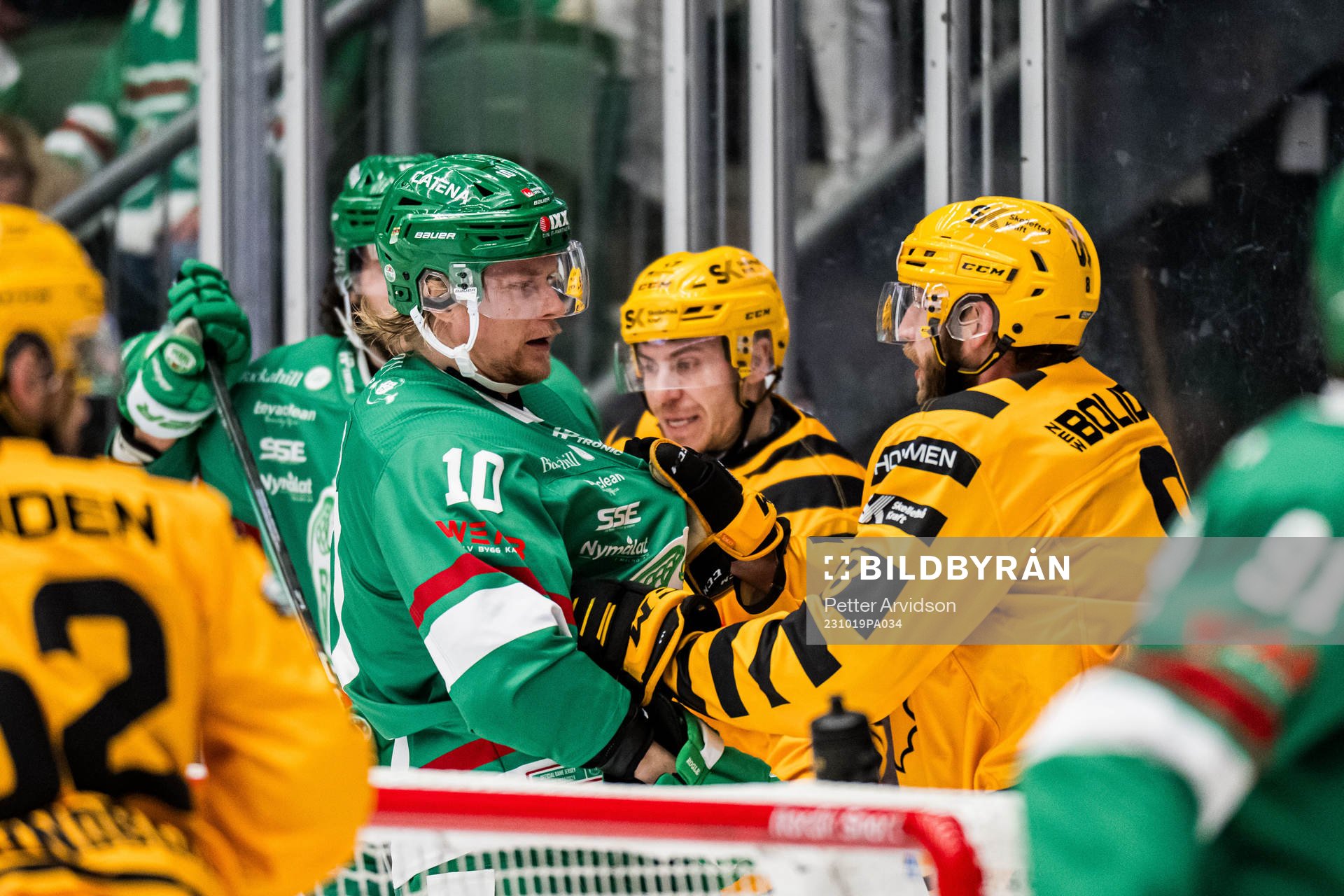 Rögles Rodrigo Abols och Skellefteås Petter Granberg