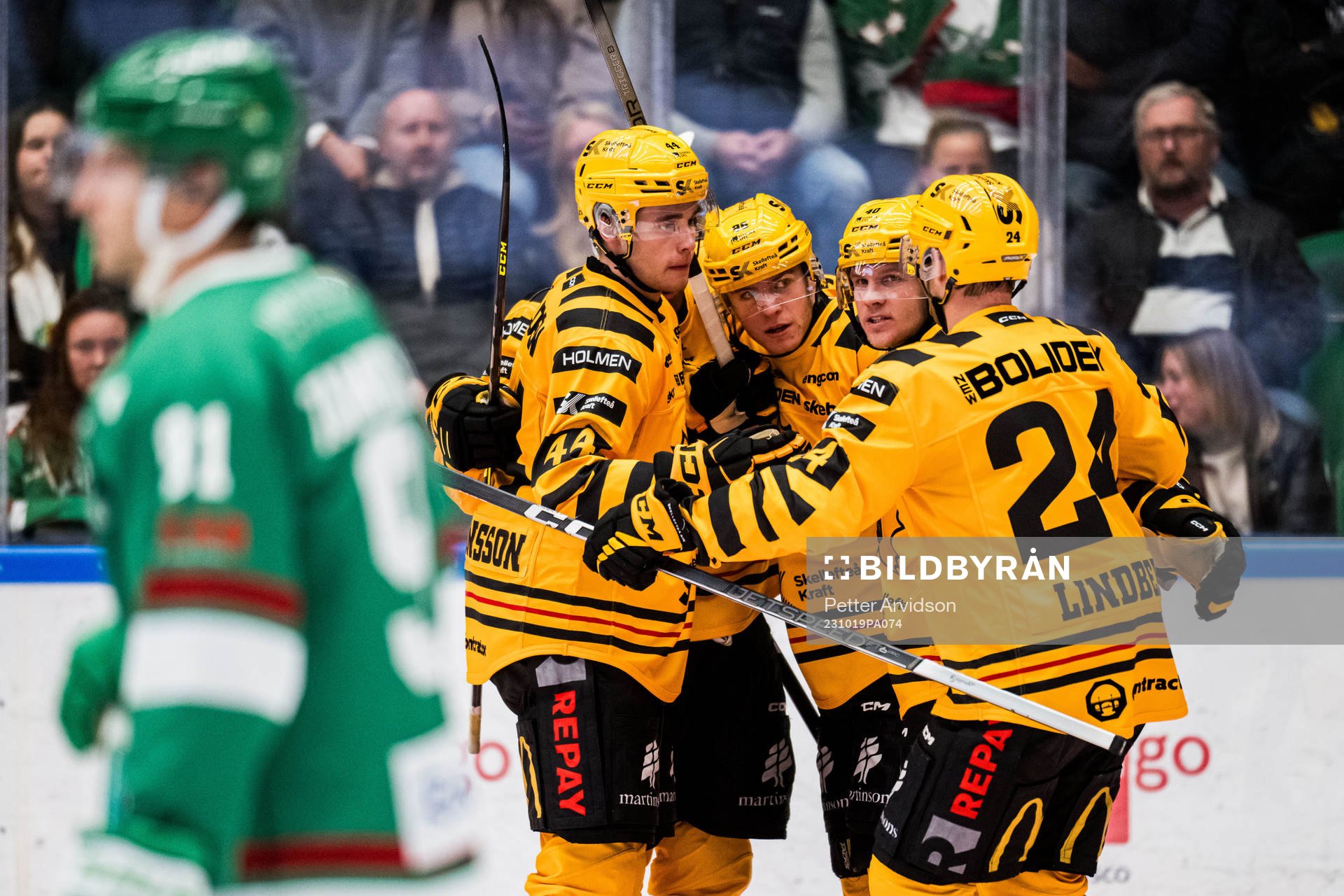 Skellefteås Rickard Hugg jublar