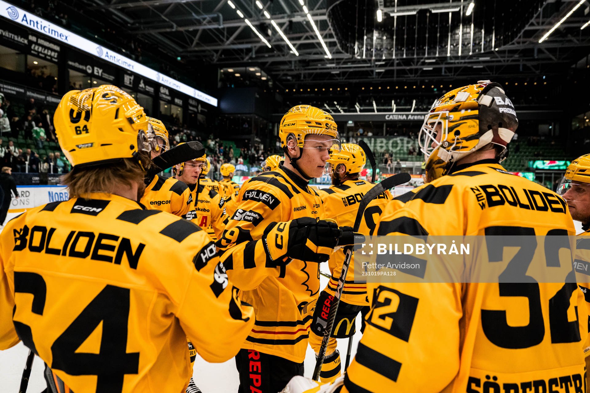 Skellefteås Lukas Vesterlund och målvakt Linus