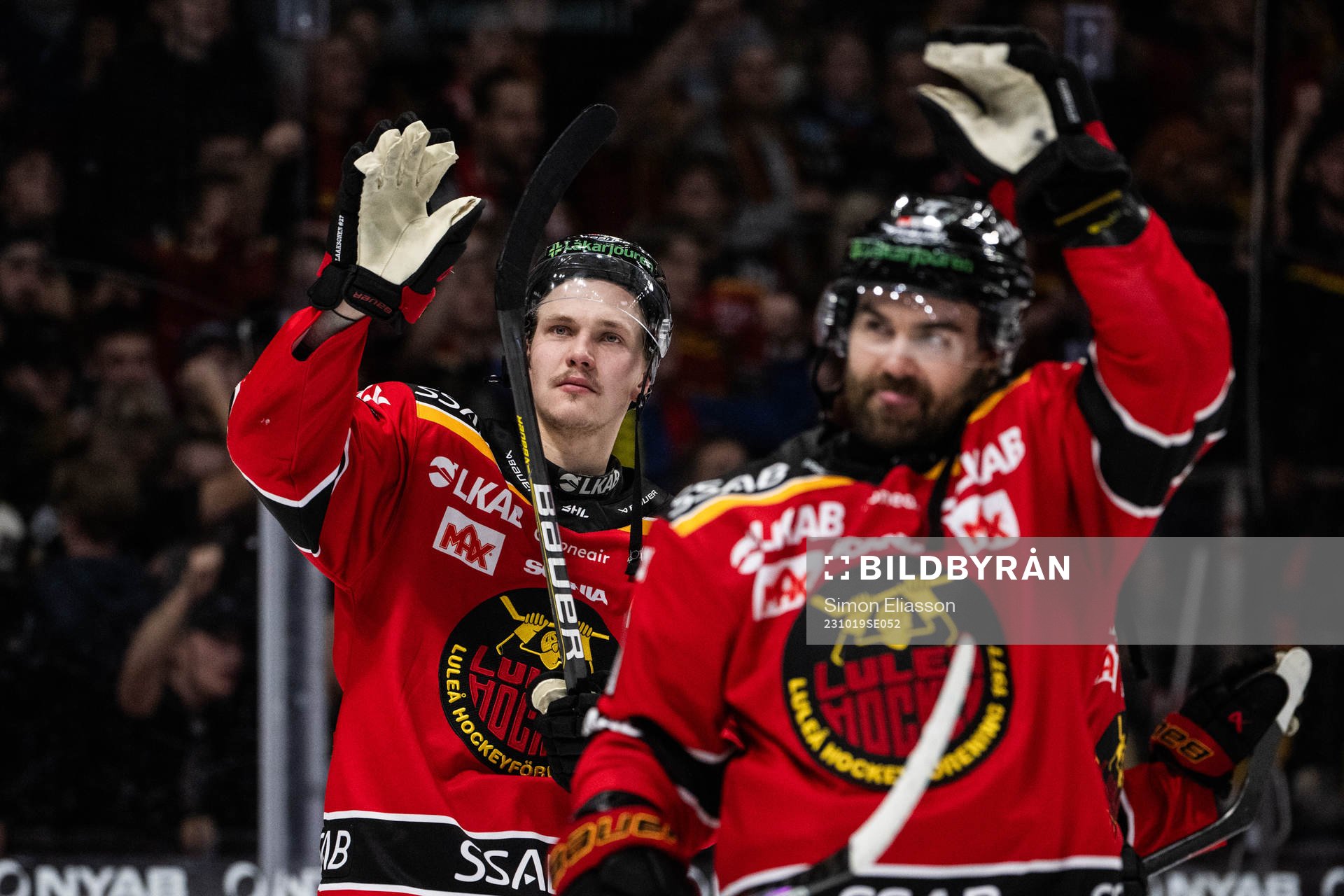 Luleås Oskari Laaksonen och Jack Connolly jublar