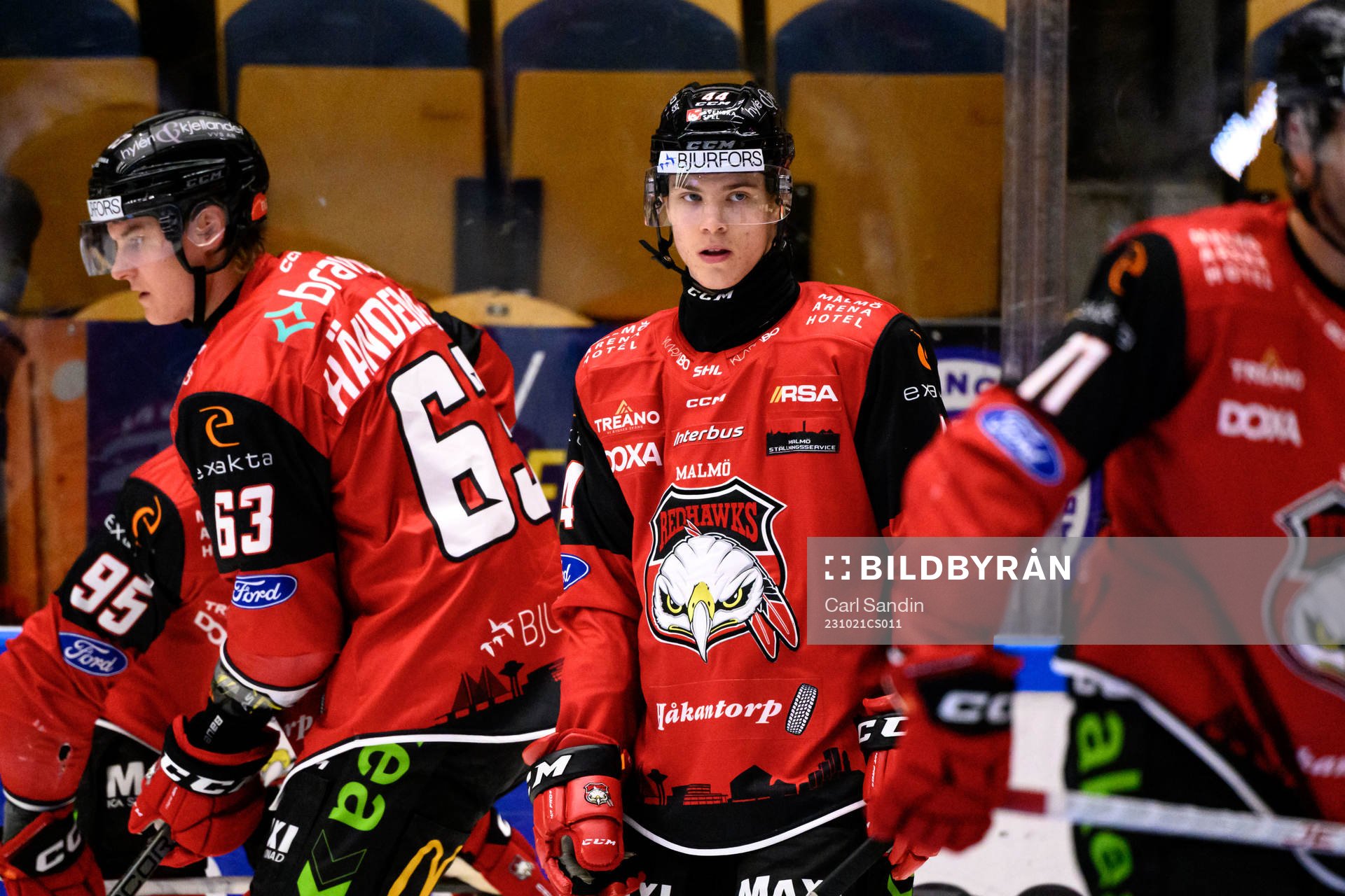 Malmö Redhawks Filip Sitar innan ishockeymatchen i SHL