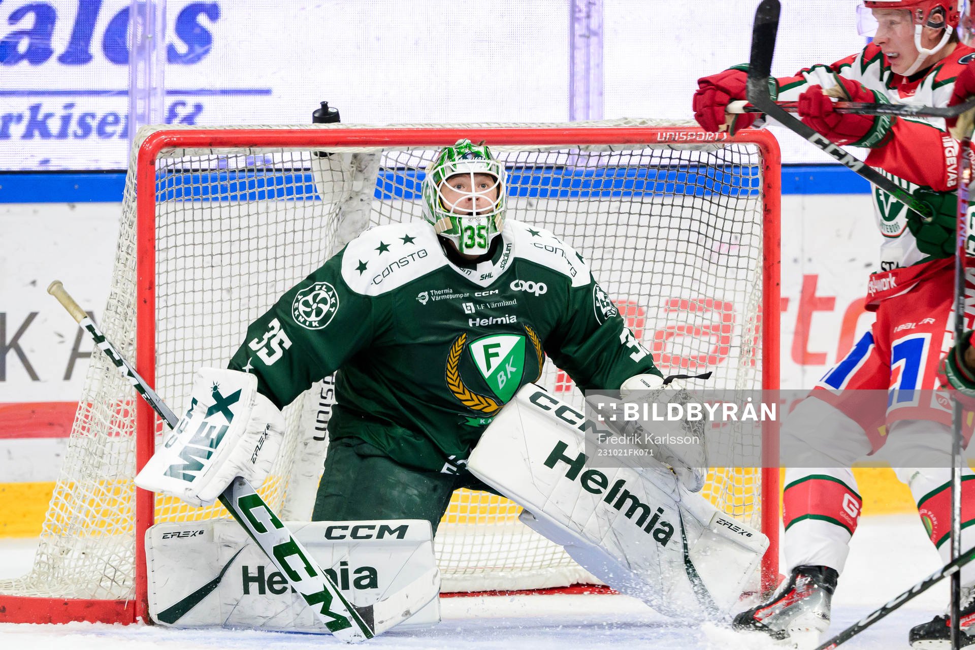 Färjestads målvakt Carl Lindbom