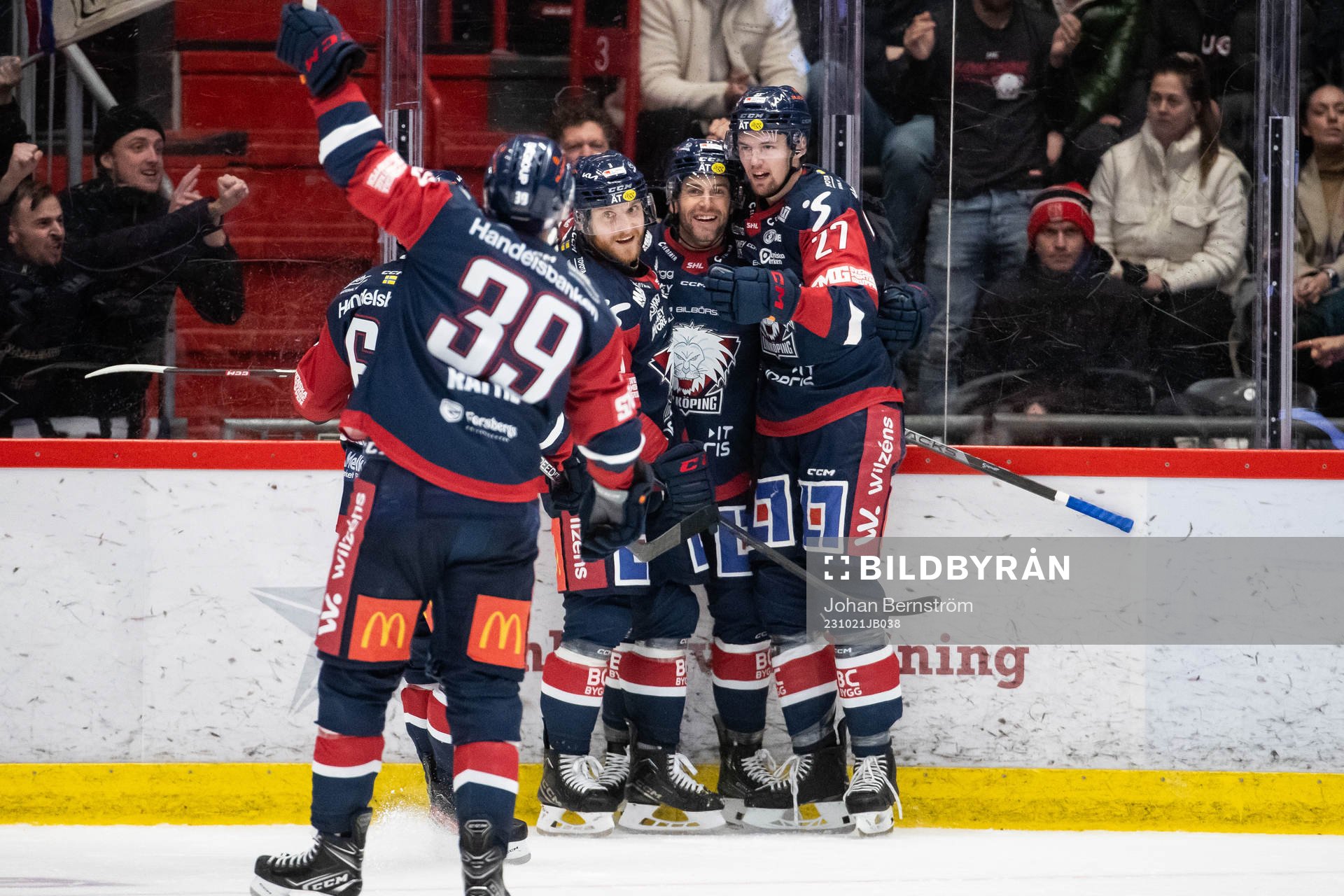 Linköpings Taylor Leier jublar