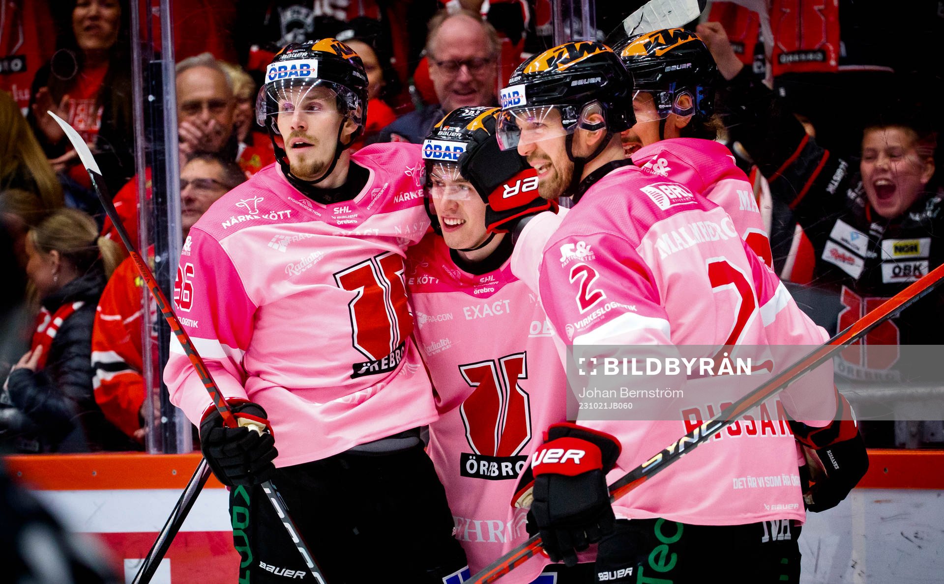 Örebros Jonathan Lekkerimäki jublar vid 2-1 med Emil