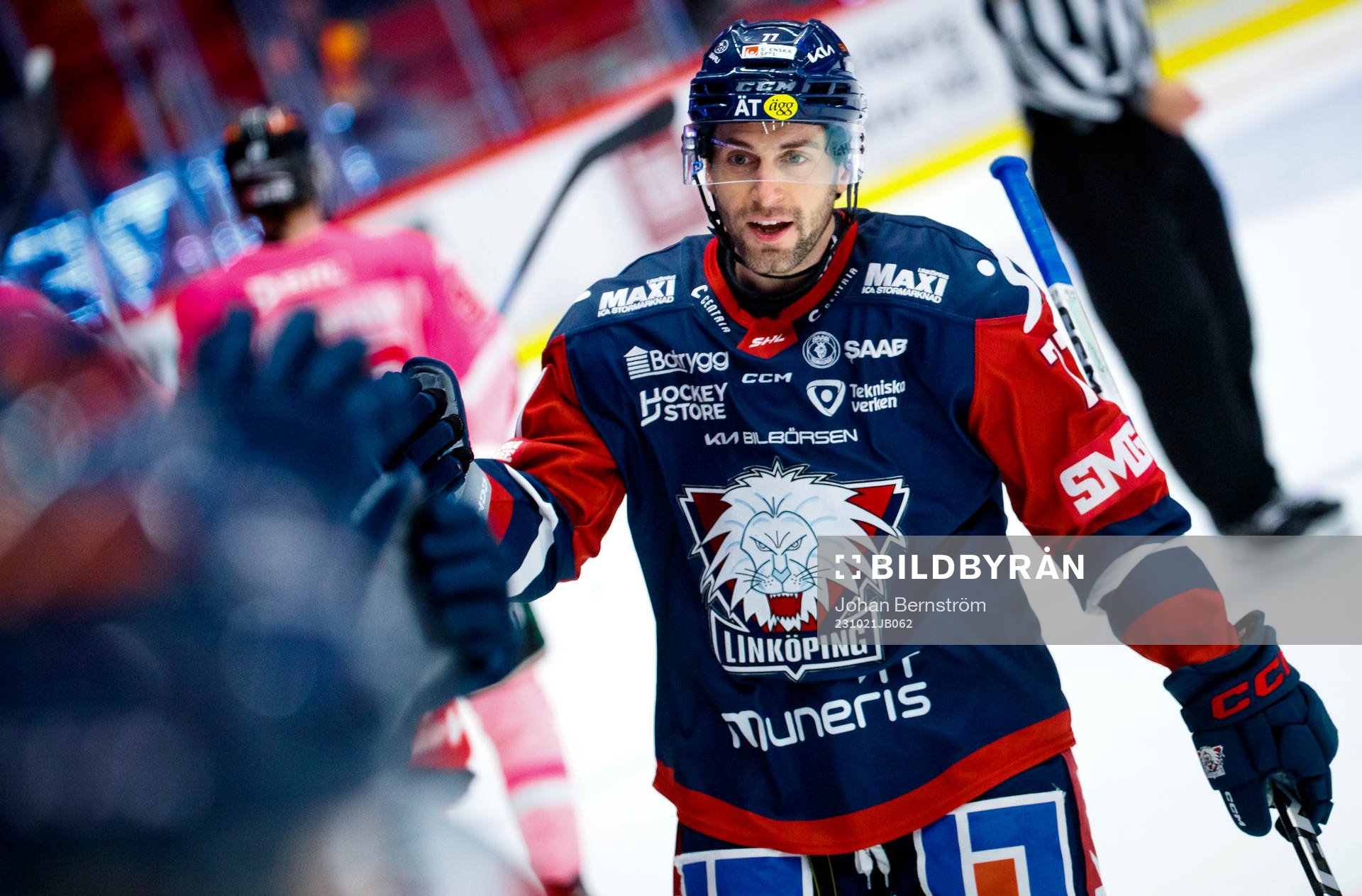 Linköpings Taylor Leier jublar vid 2-2