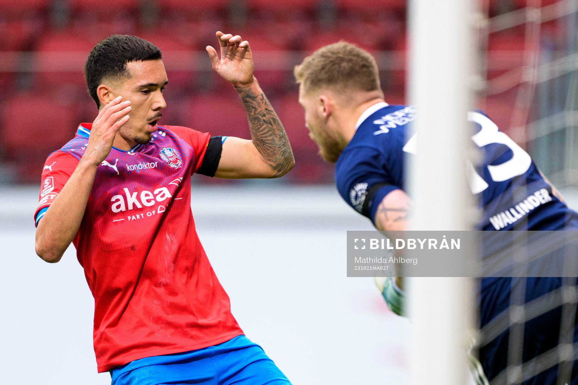 Helsingborgs Lucas Lima och Gefles målvakt Robin Wallinder