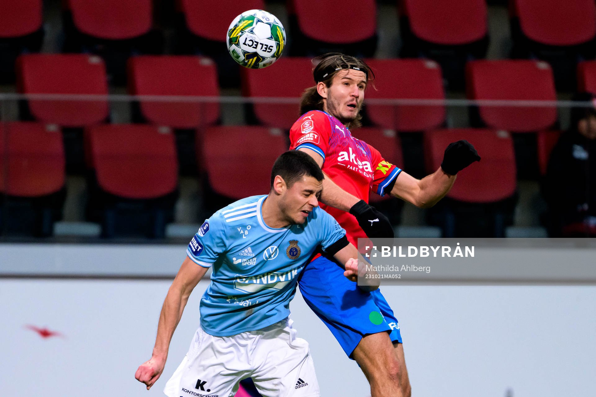 Gefles Kevin Persson och Helsingborgs Wilhelm Loeper