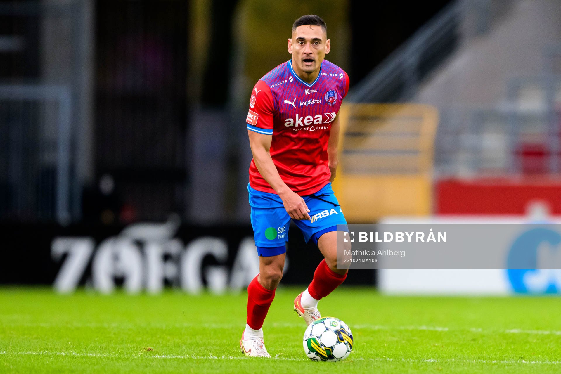 Helsingborgs Cole Alexander