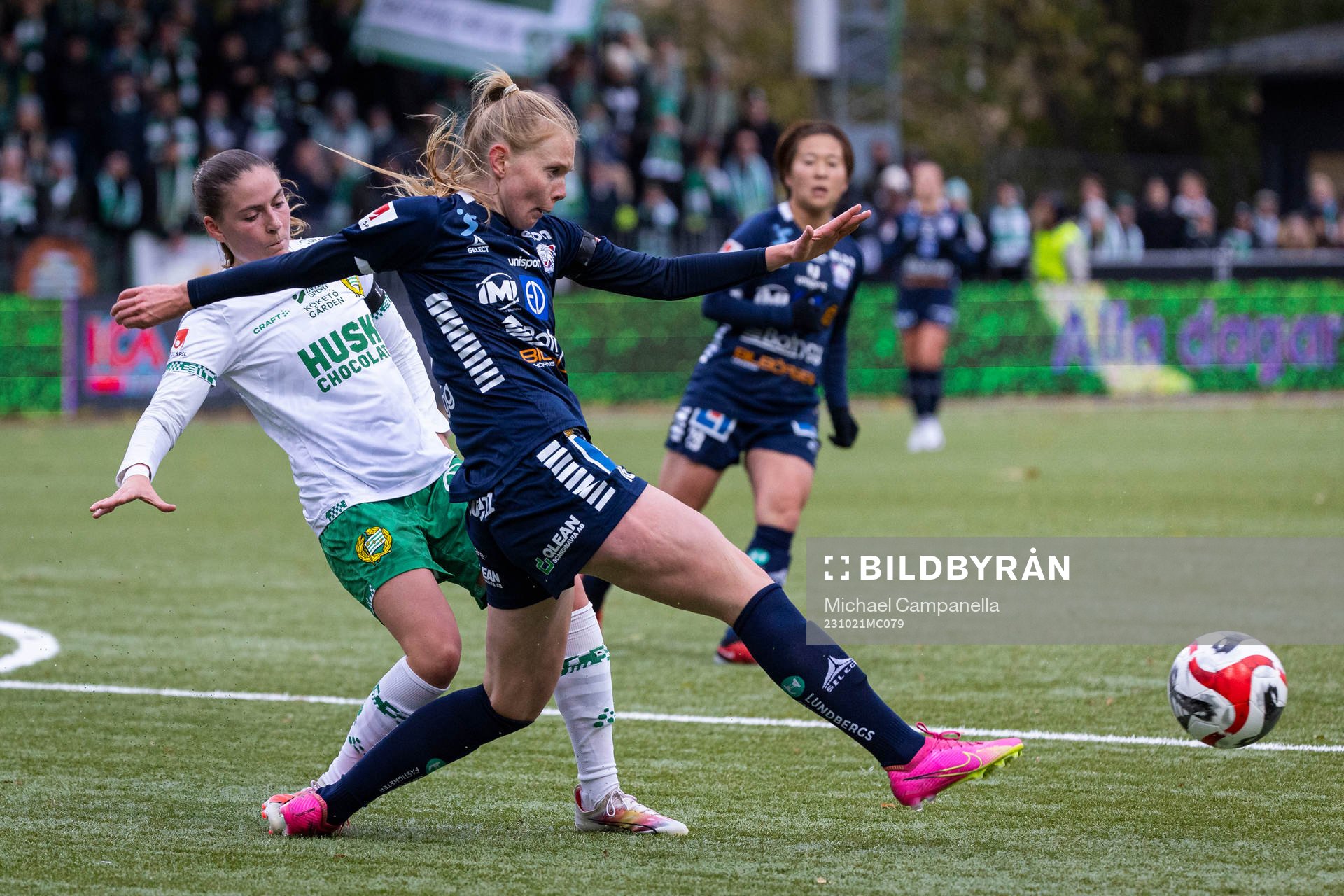 Hammarbys Smilla Vallotto och Linköpings Malin Brenn