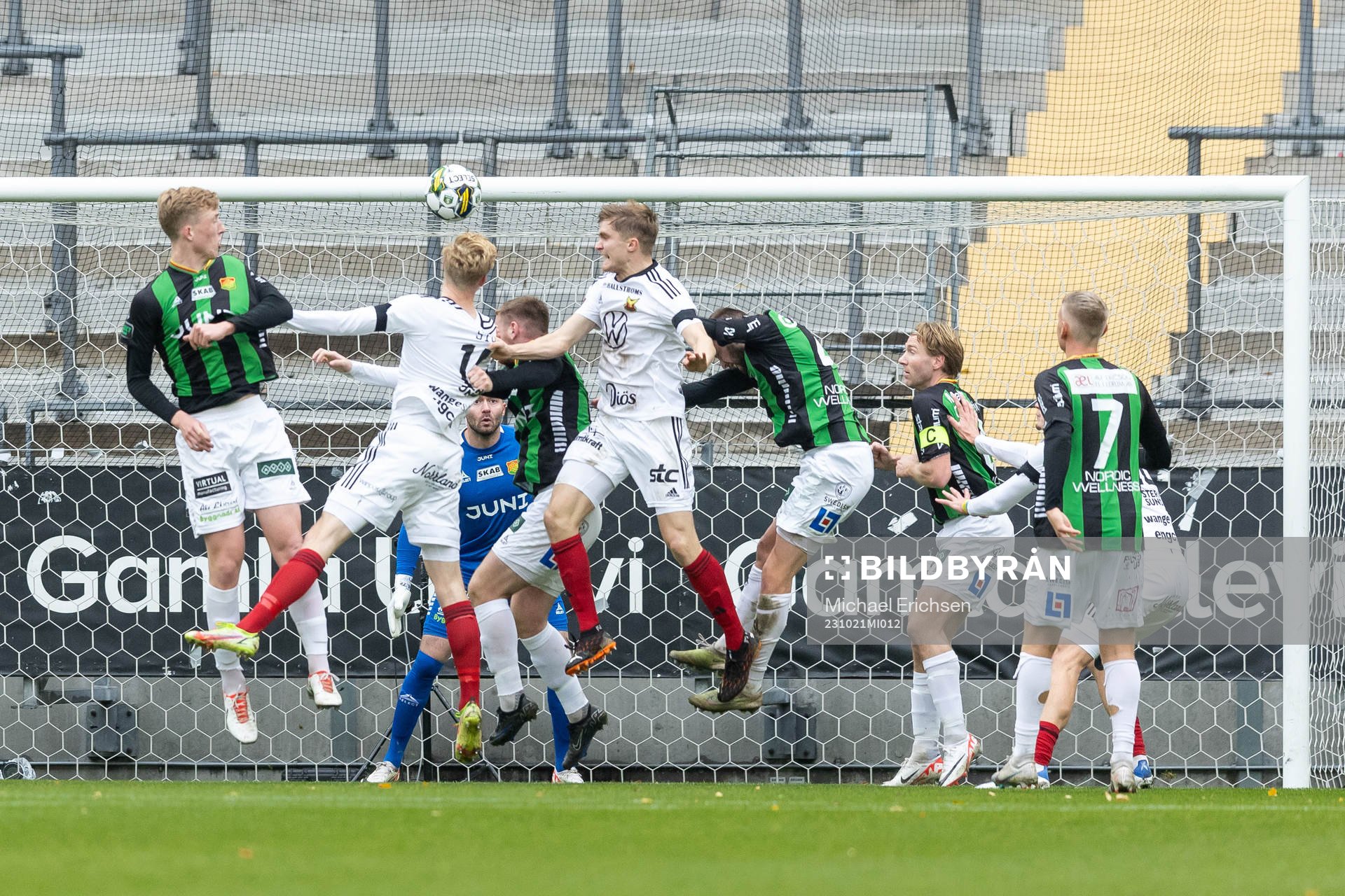 Östersunds Jakob Hedenquist gör 0-1