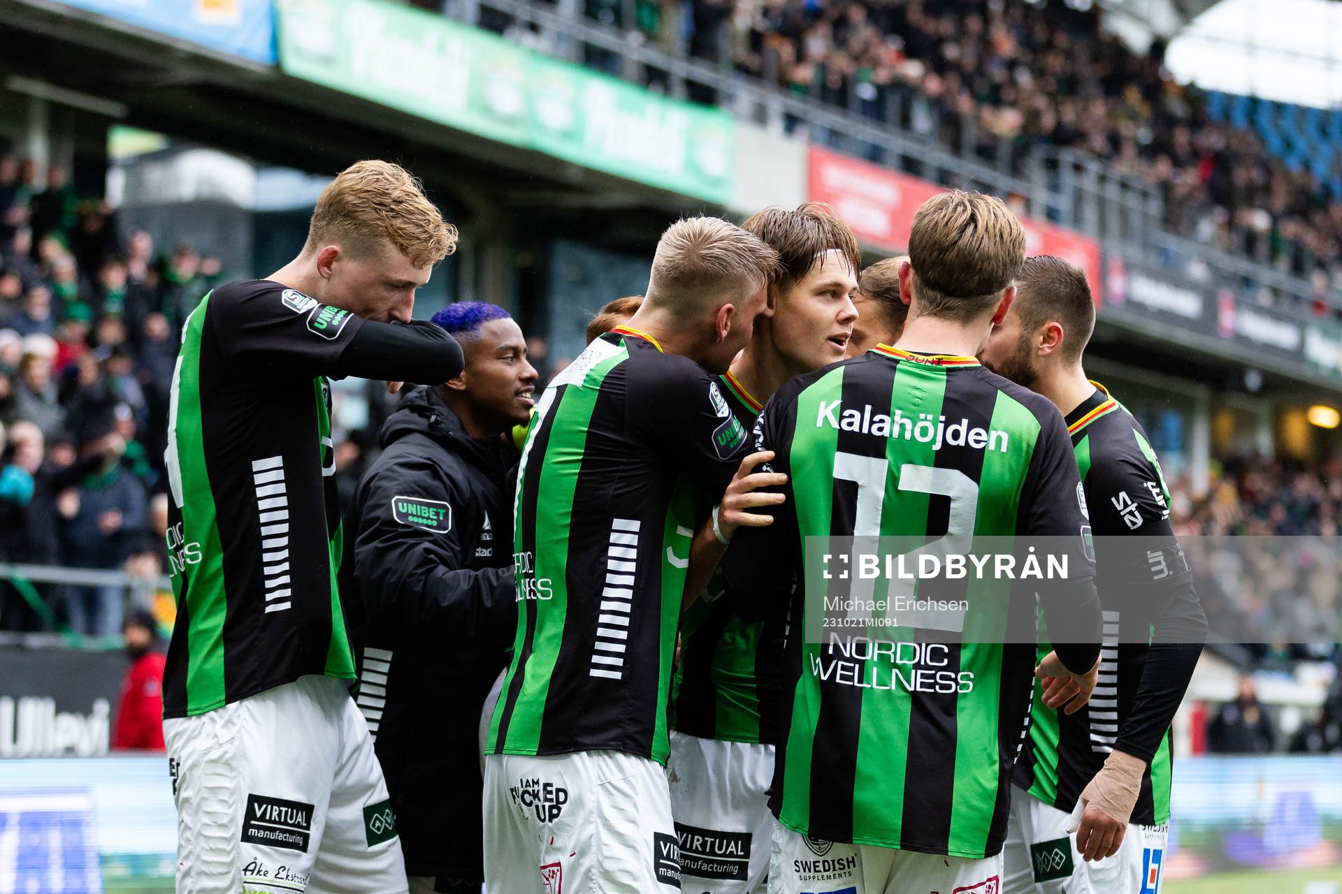 GAIS  Axel Henriksson jublar med lagkamrater
