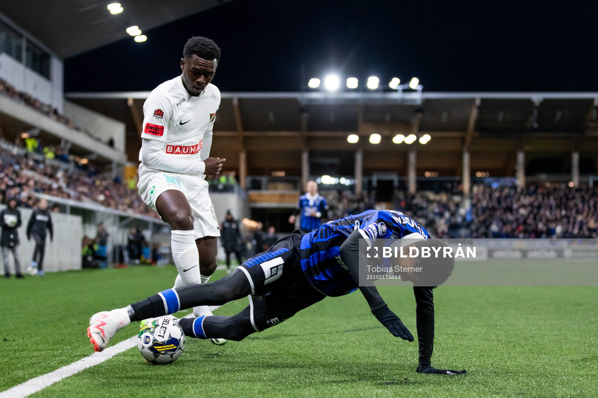 Brommapojkarnas Zeidane Inoussa och Sirius Tashreeq Matthews