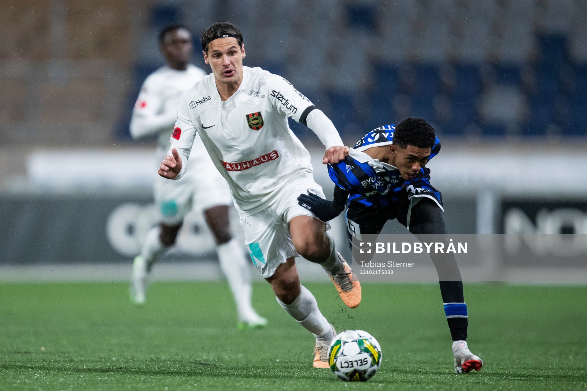 Brommapojkarnas Kevin Ackermann och Sirius Tashreeq Matthews