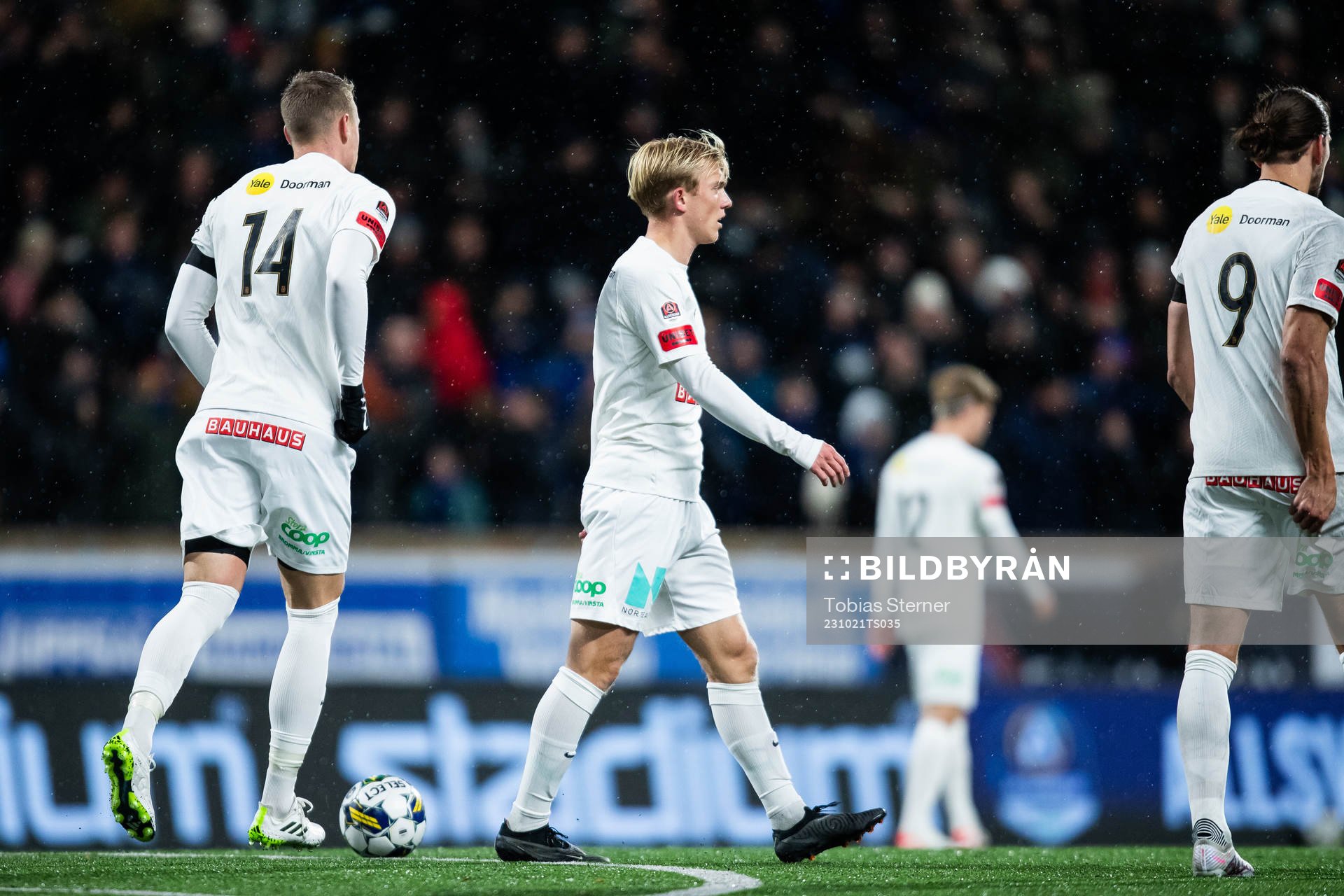 Brommapojkarnas Alexander Jensen deppar