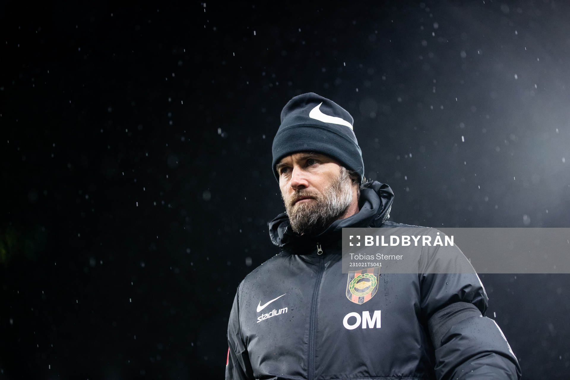 Brommapojkarnas tränare Olof Mellberg deppar