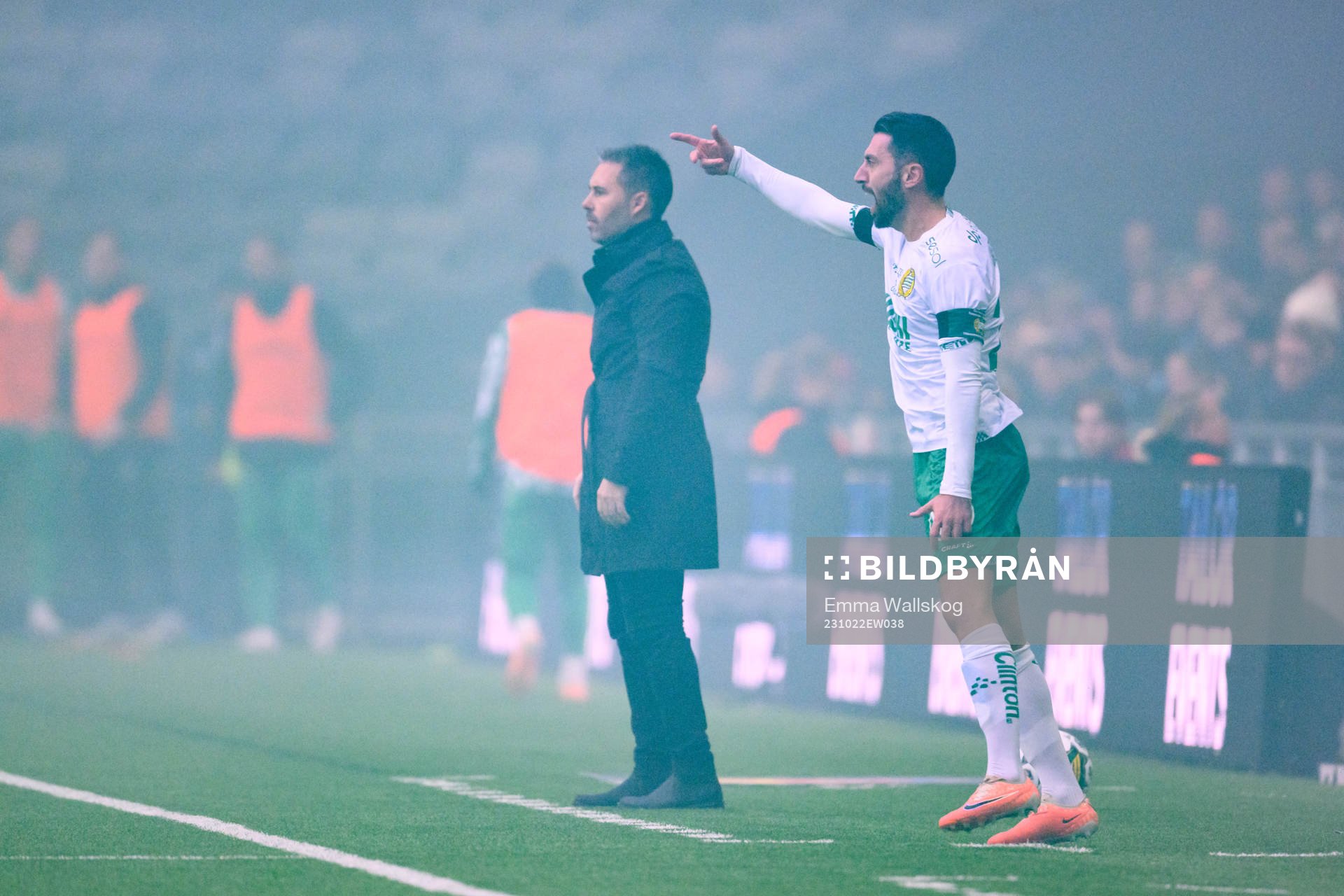Hammarbys Nahir Besara reagerar