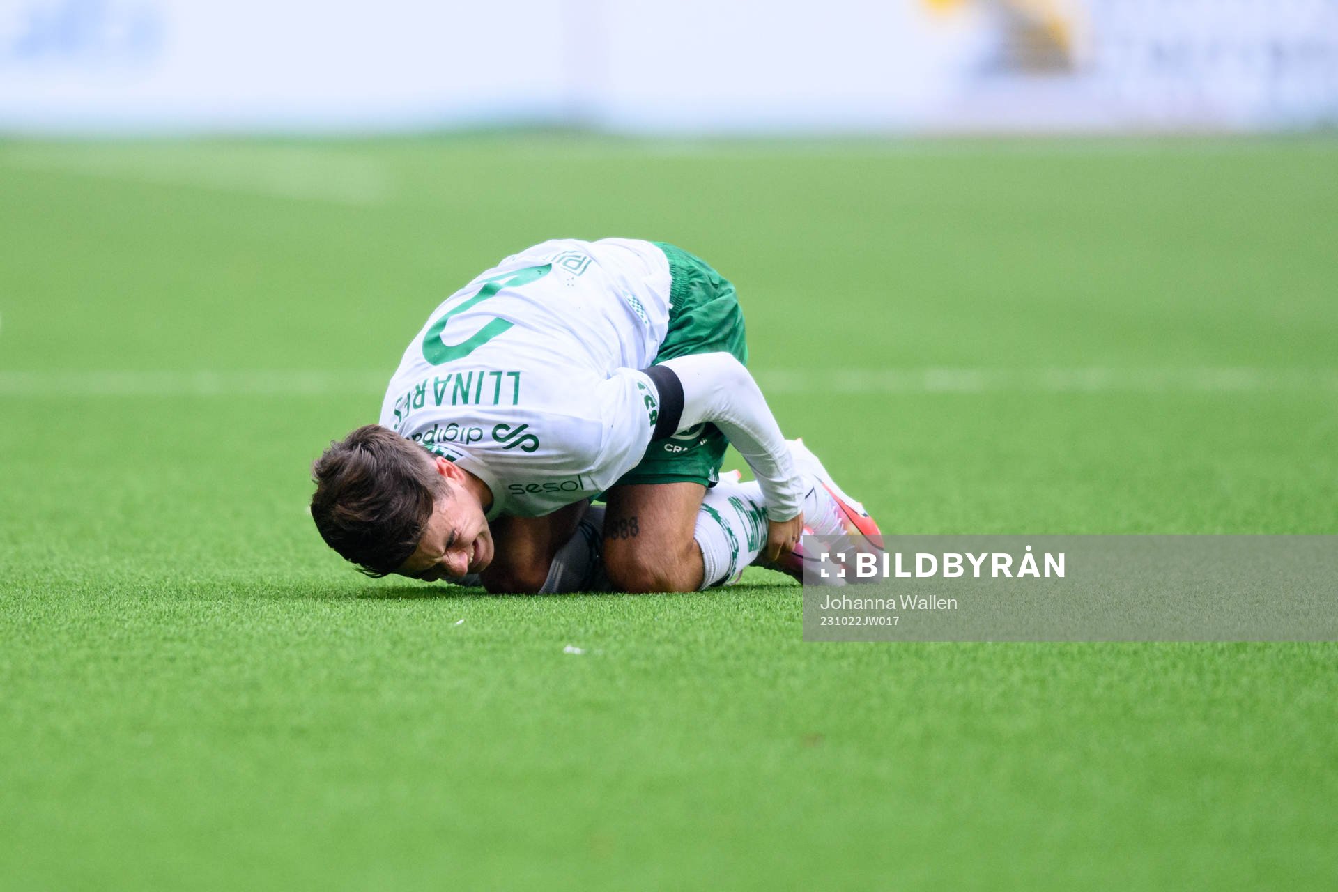 Hammarbys Marc Llinares Barragan har ont