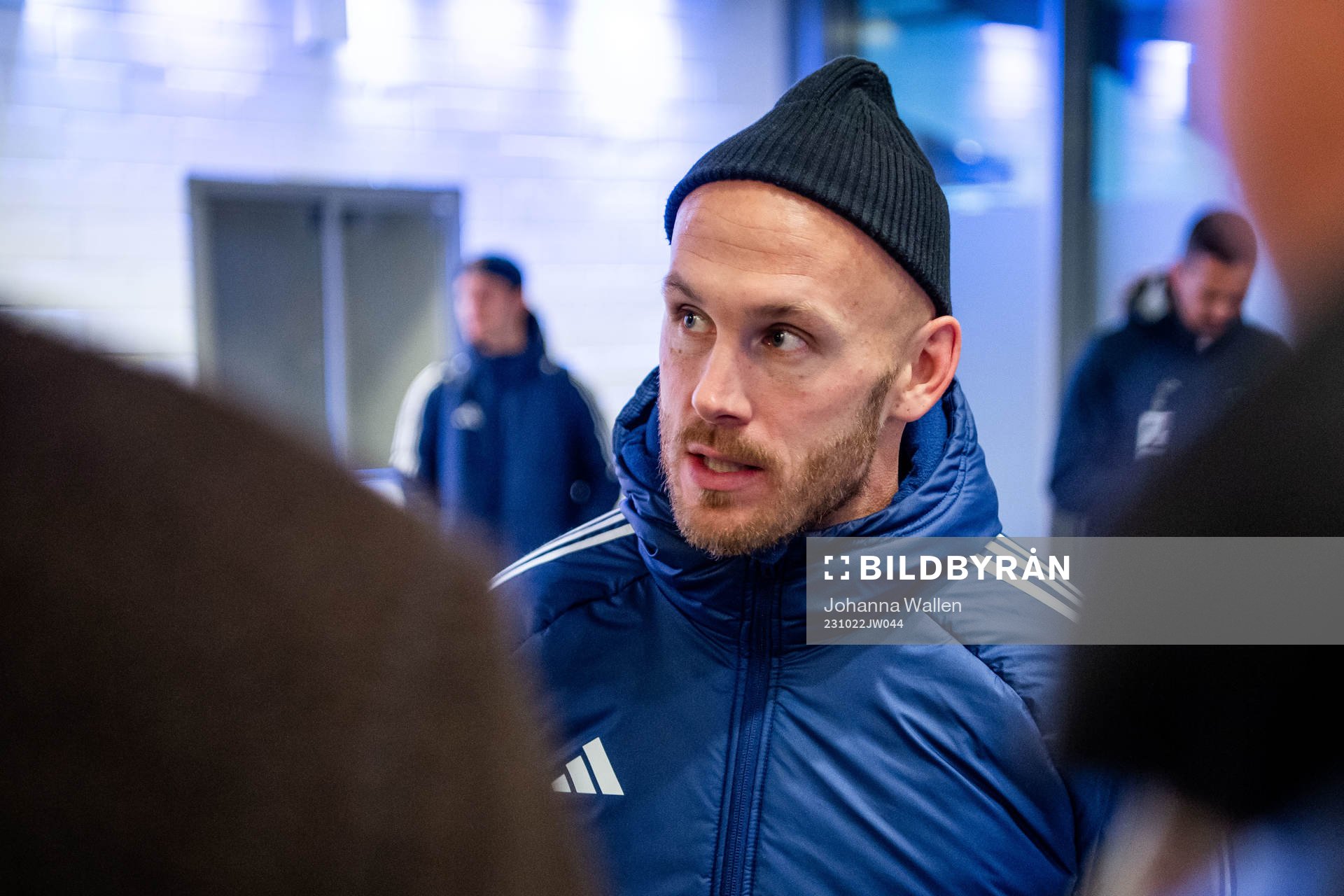 Djurgårdens Magnus Eriksson i mixade zonen