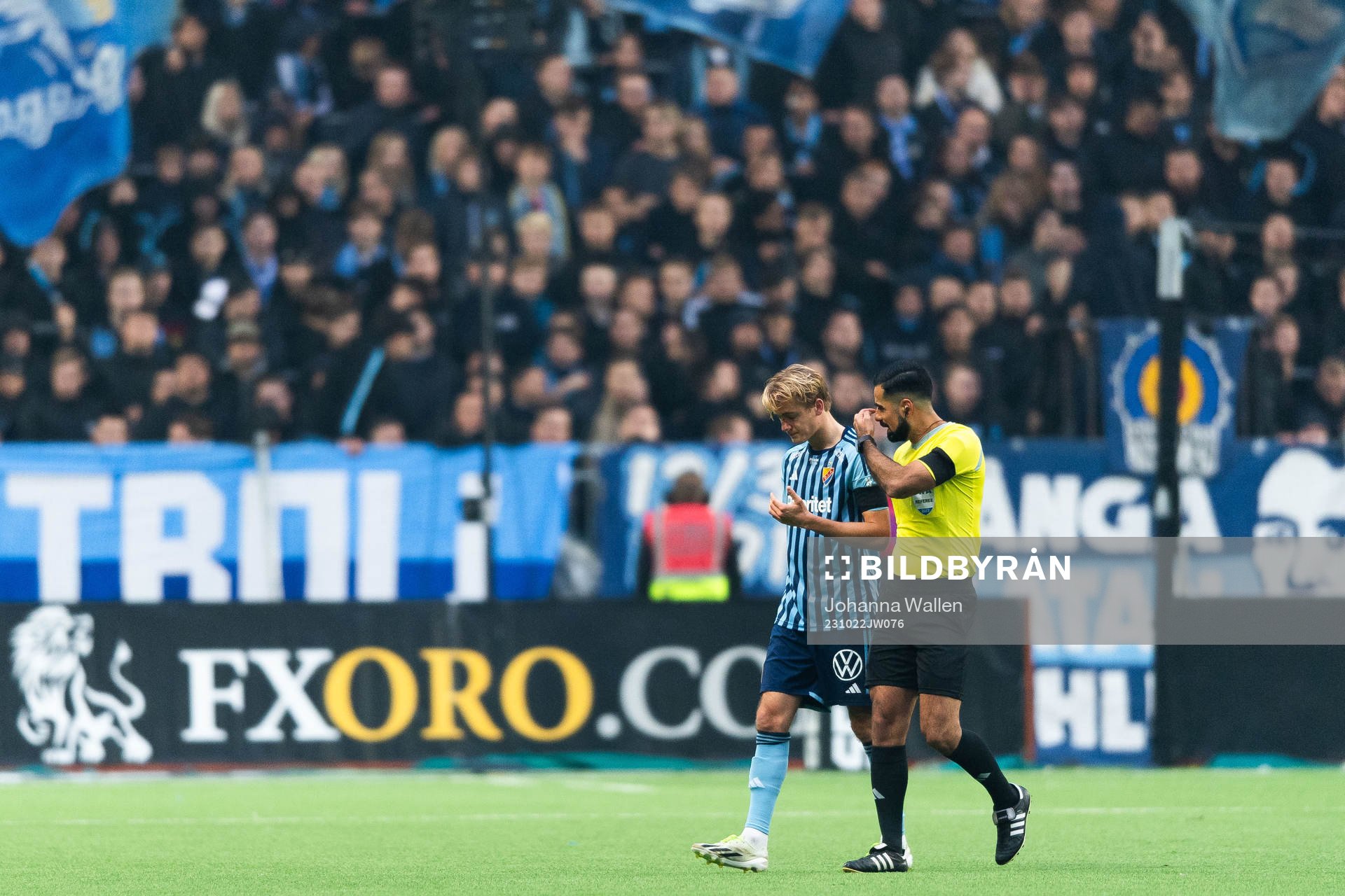 Djurgårdens Oskar Fallenius har ont