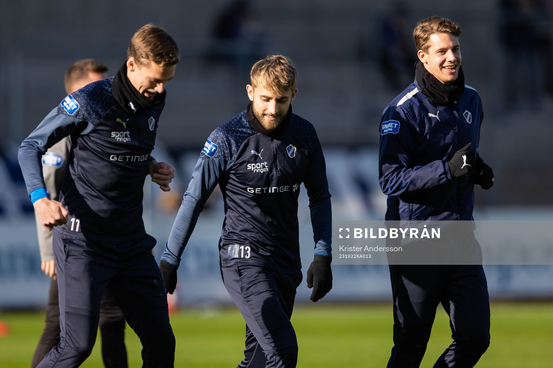 Halmstads spelare värmer upp