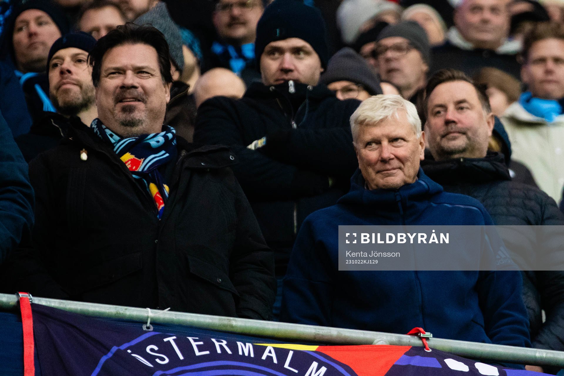 Lars Ohly med Djurgårdens supportrar