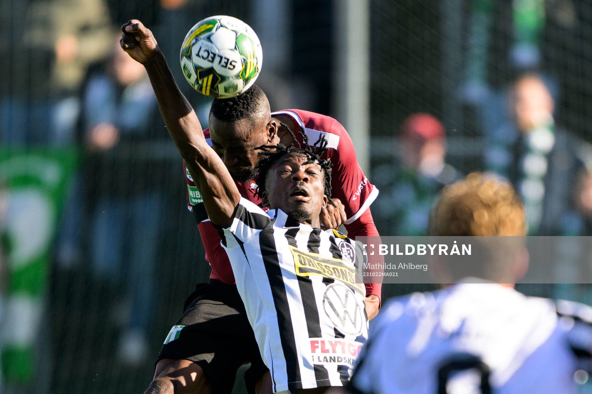 Västerås SKs Jabir Abdihakim Ali och Landskronas Ousmane