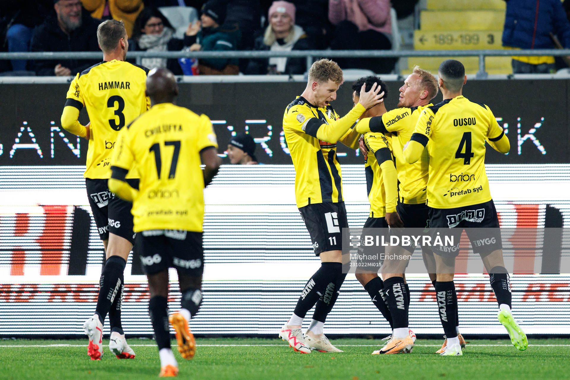 Häckens Momodou Lamin Sonko jublar