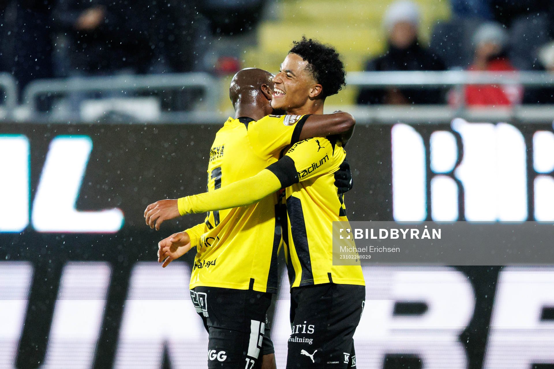 Häckens Edward Chilufya jublar