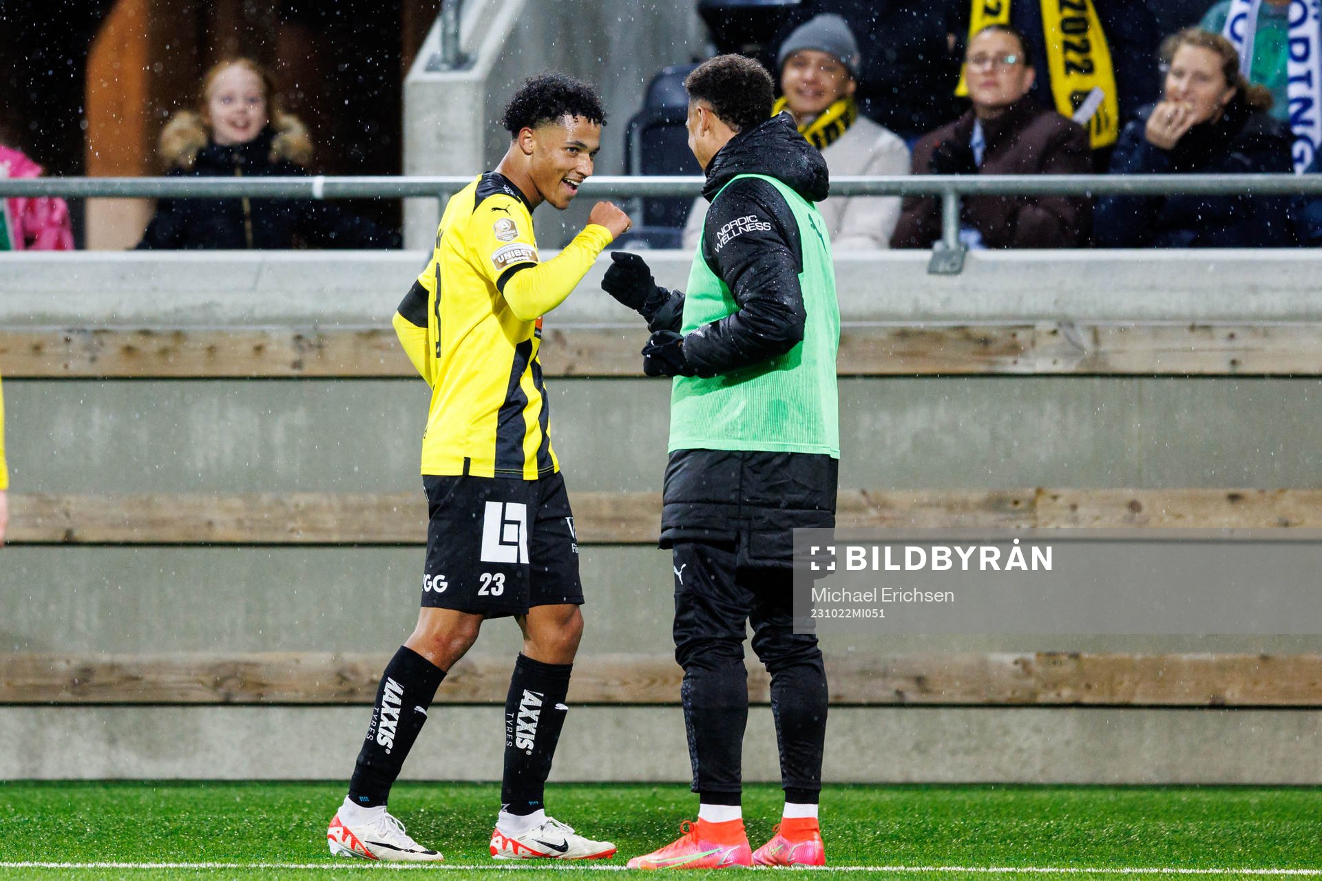 Häckens Momodou Lamin Sonko jublar